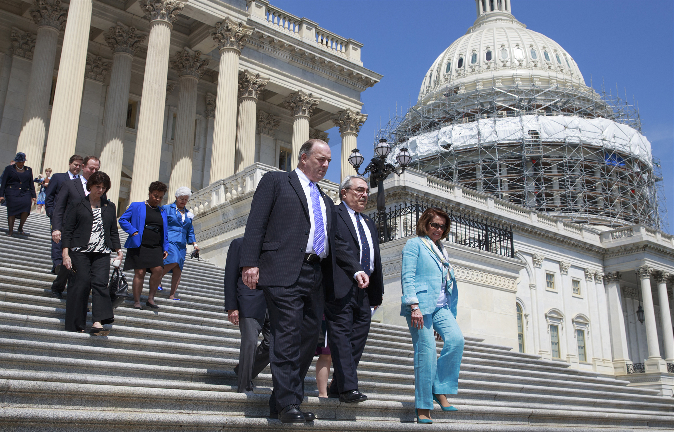 Two-thirds of Americans say major donors tell lawmakers how to vote