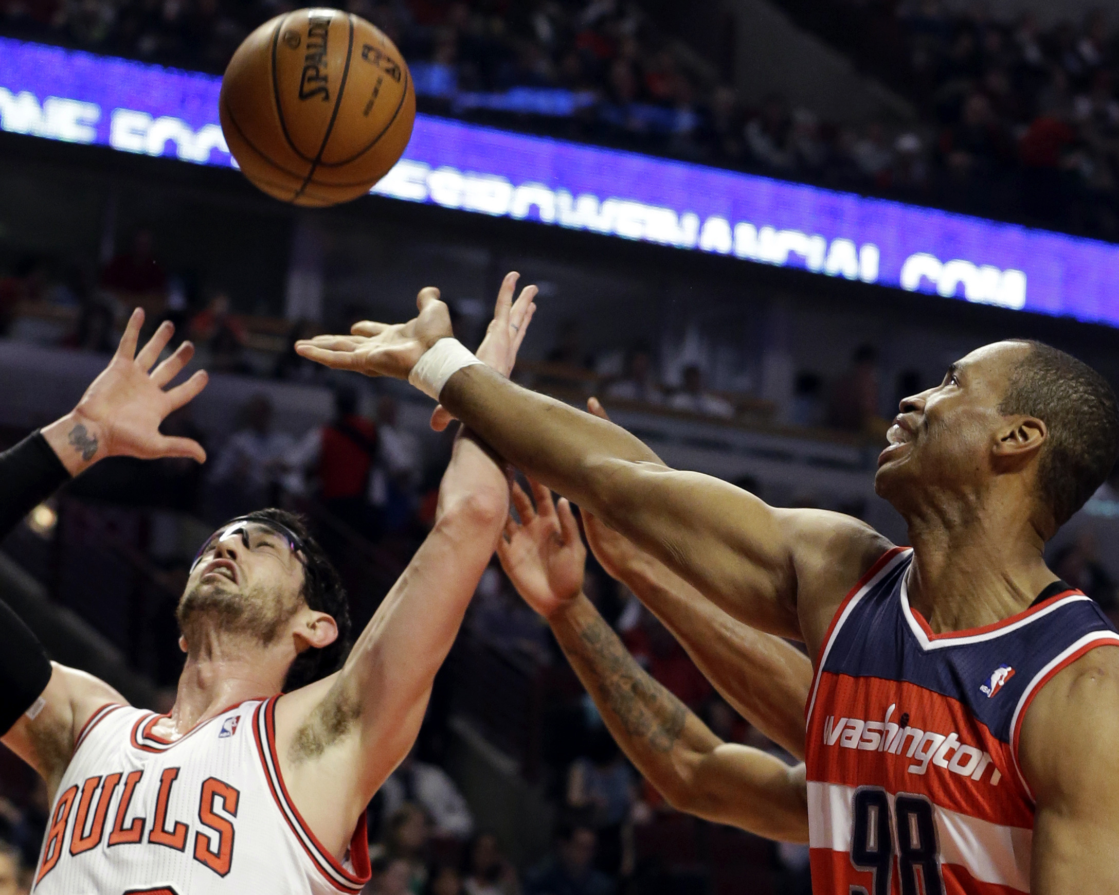NBA veteran Jason Collins comes out as gay