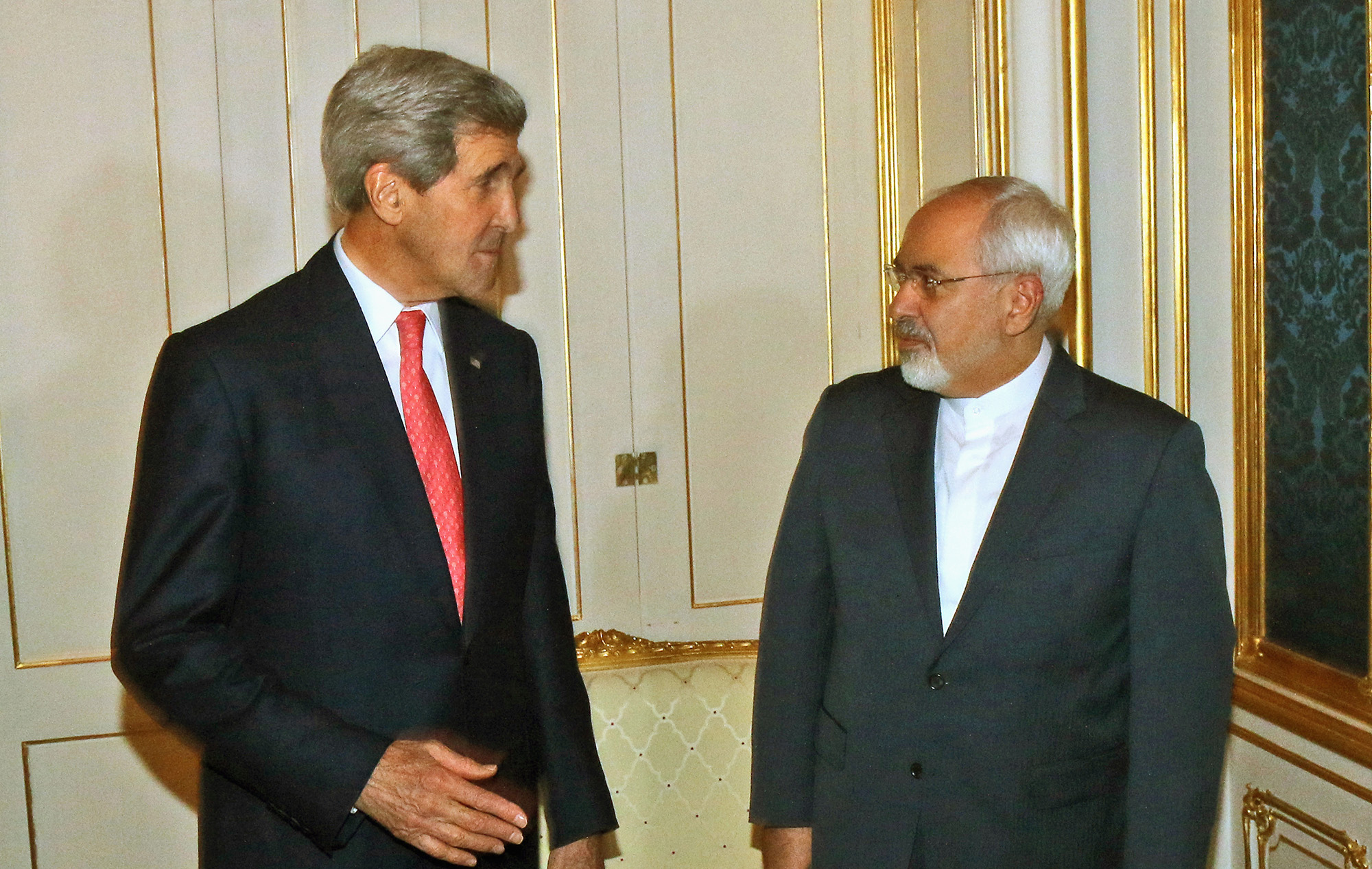 Report: U.S. to buy 32 tons of nuclear material from Iran
