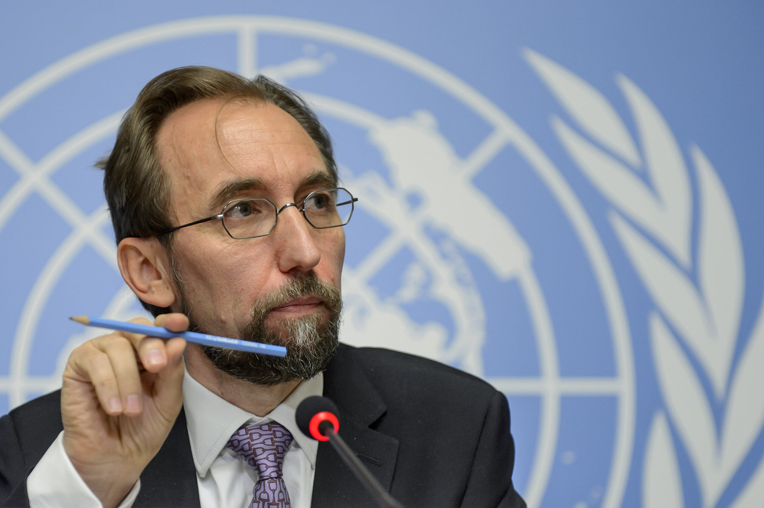 UN rights chief: Ebola, extremists ‘twin plagues’