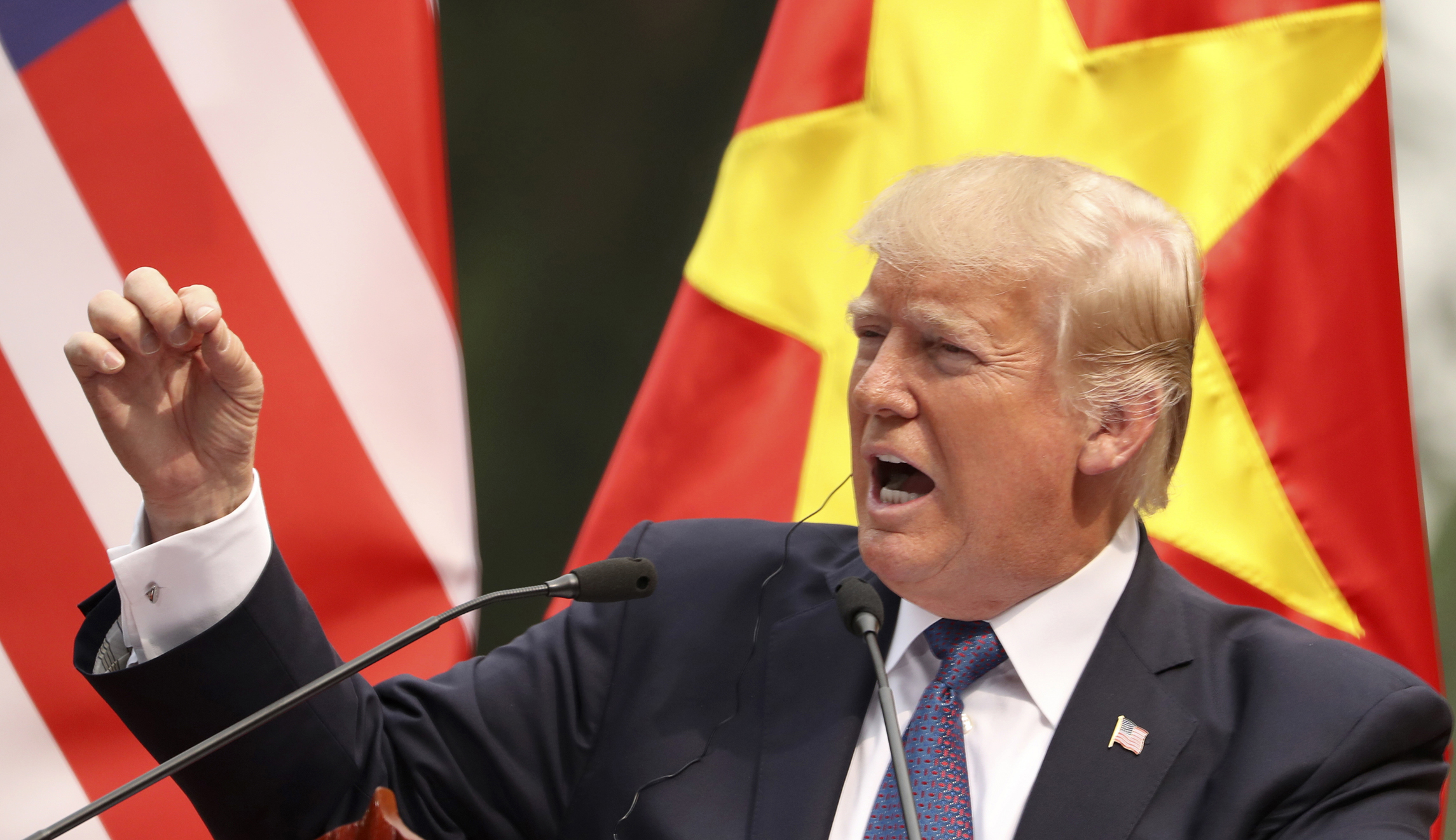 Trump hints of plan to shrink US trade deficit with China by $1 billion in coming year