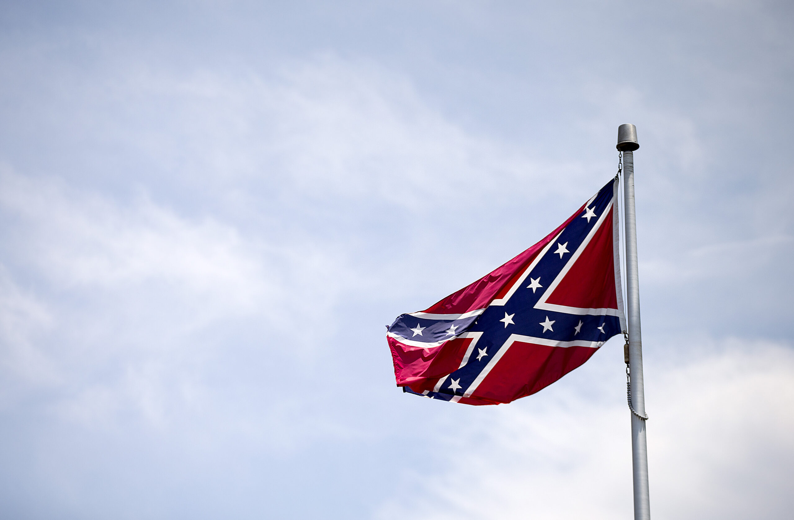 Poll: Americans say Confederate flag symbol of pride, not racism