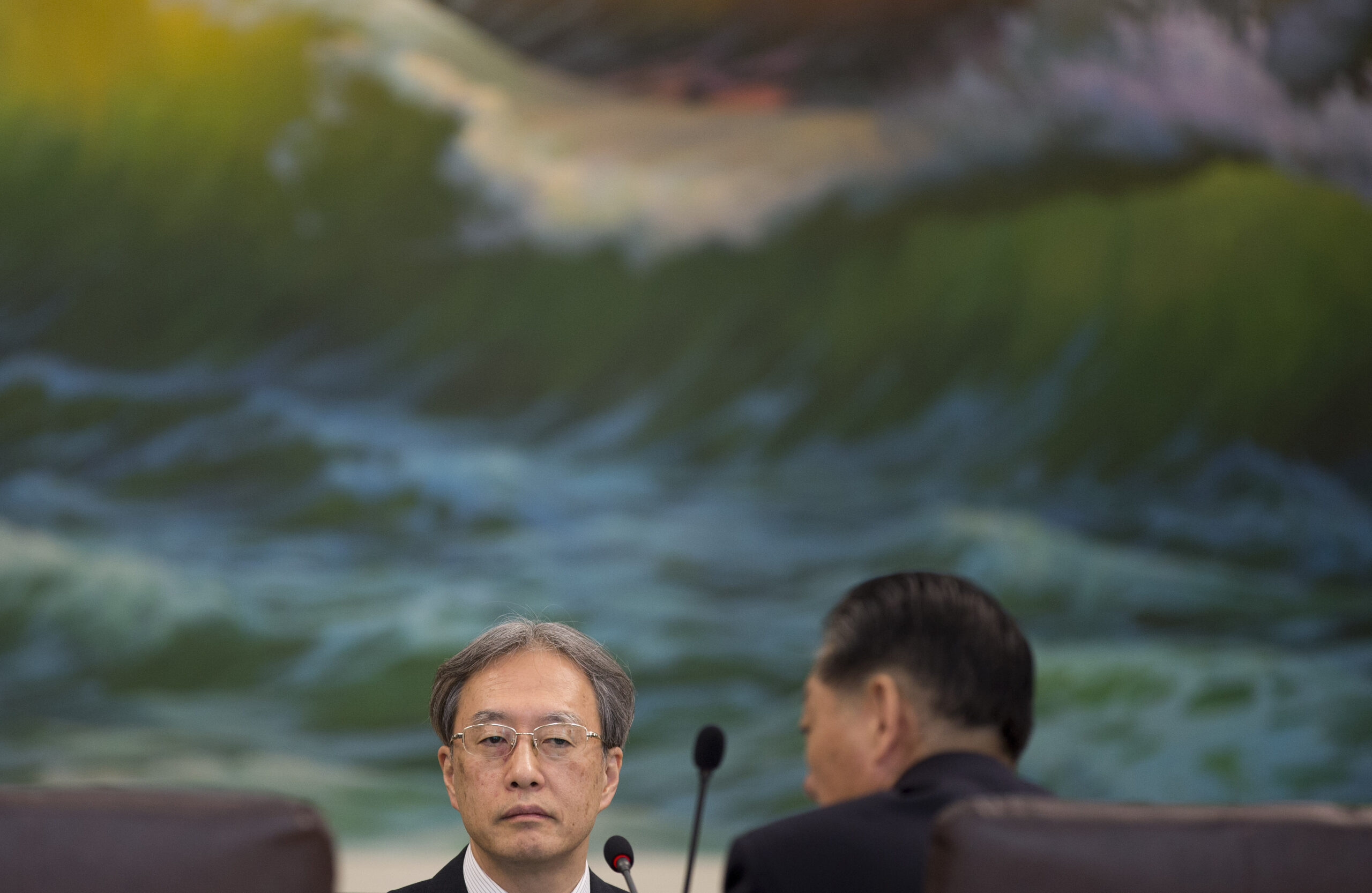 Japan-NK hold talks despite missile launch