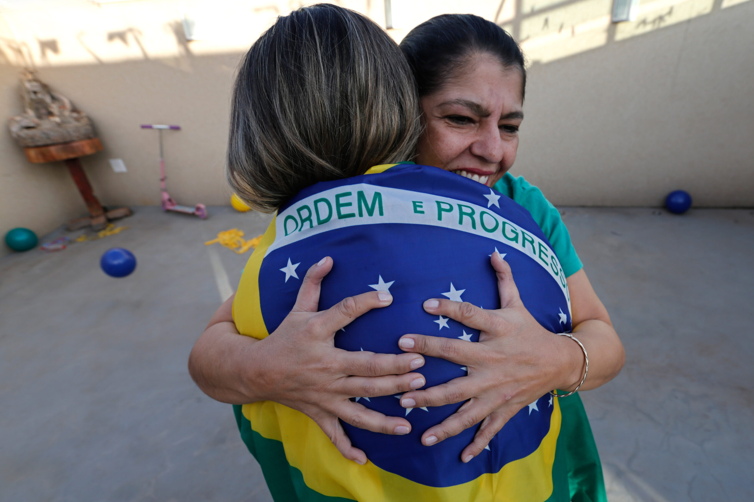 6-fingered family roots for Brazil’s 6th World Cup