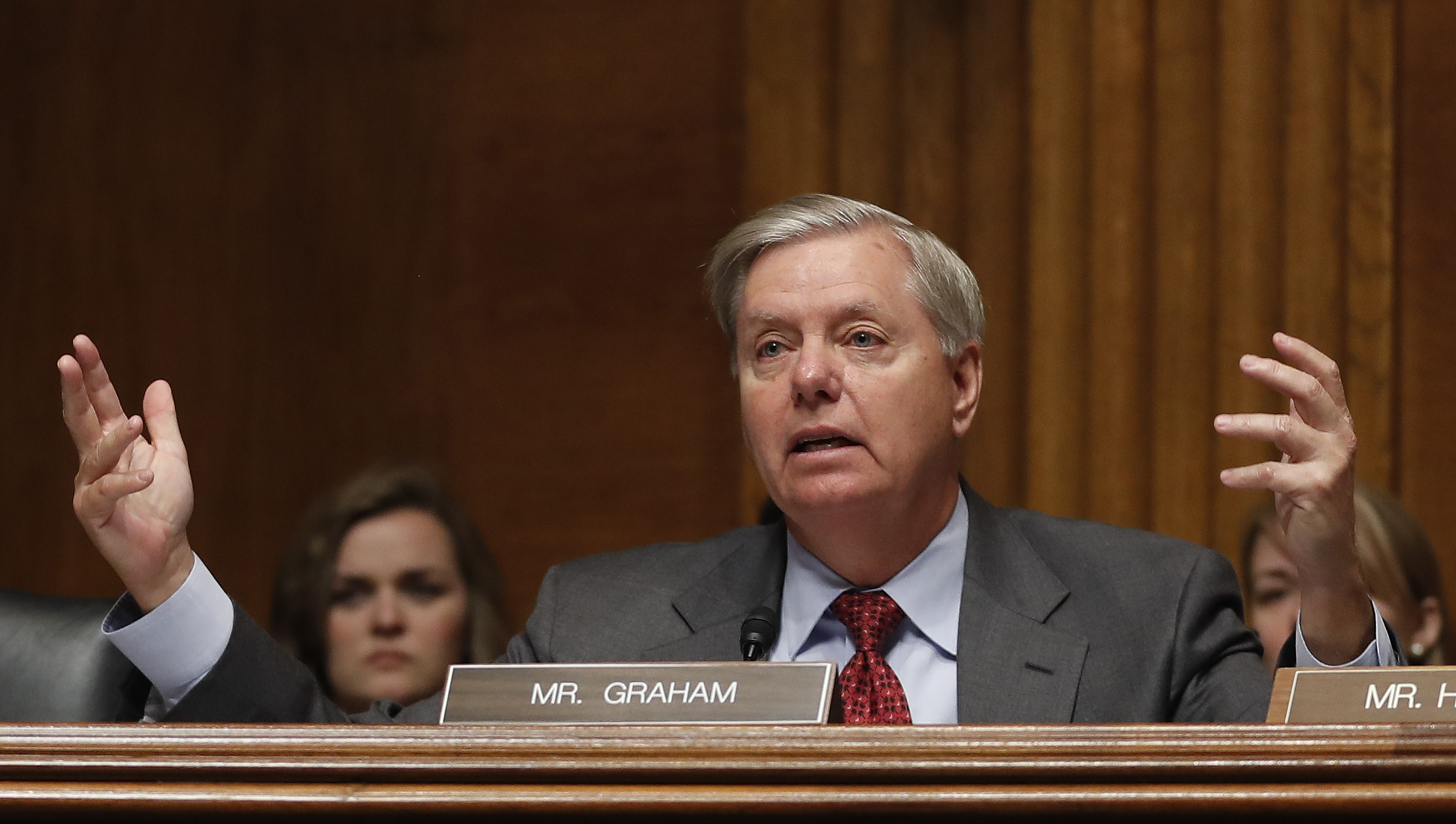 Trump wrote a letter to Lindsey Graham about Russia investments