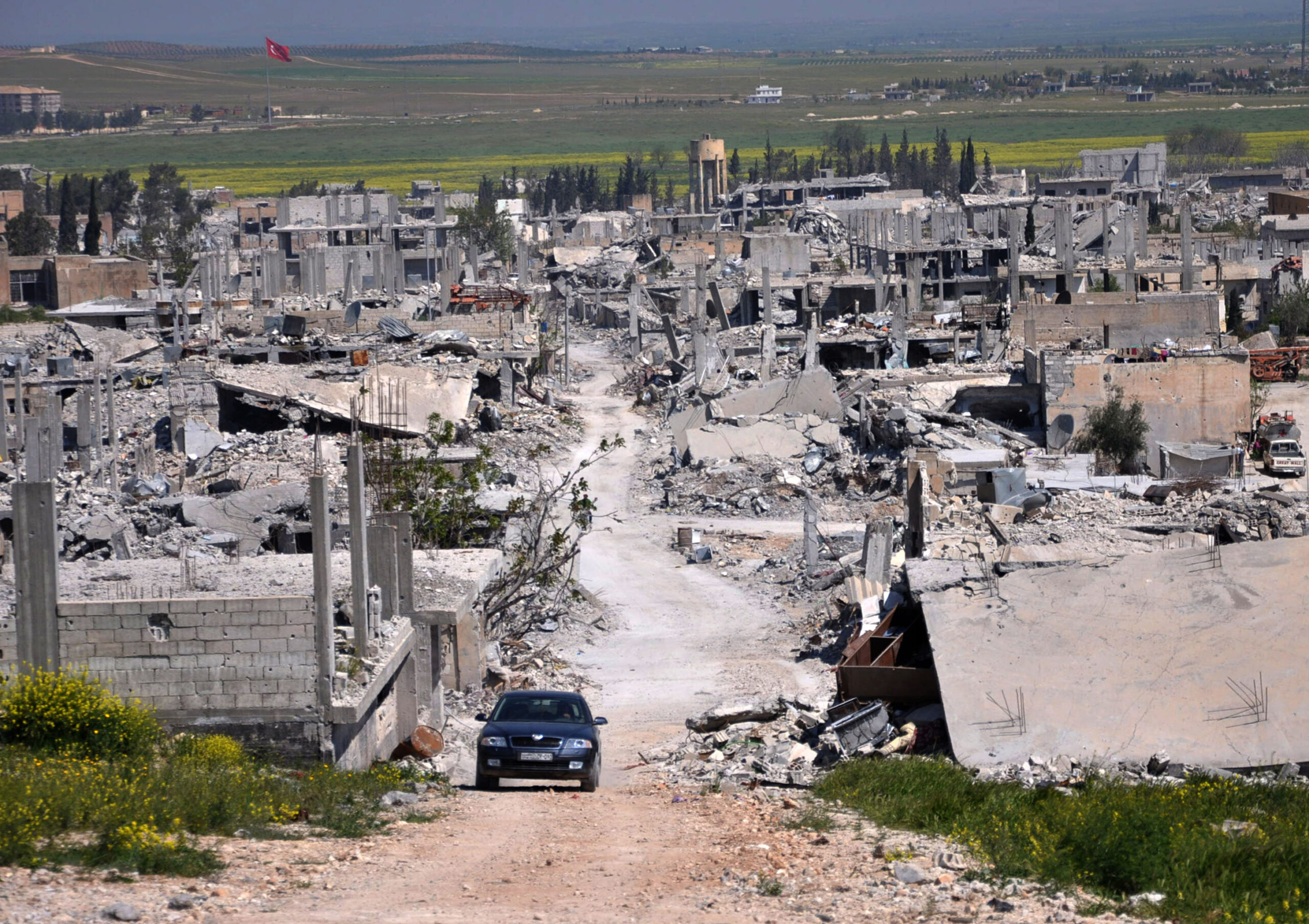 UN hopes to relaunch Syrian peace talks January 25