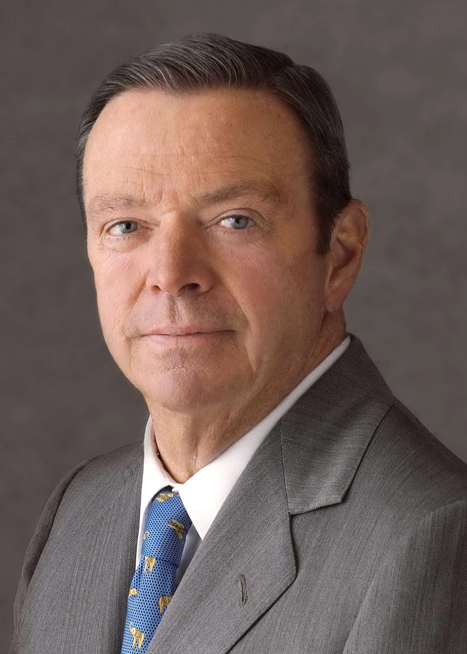 Former Anheuser-Busch VP loses discrimination suit