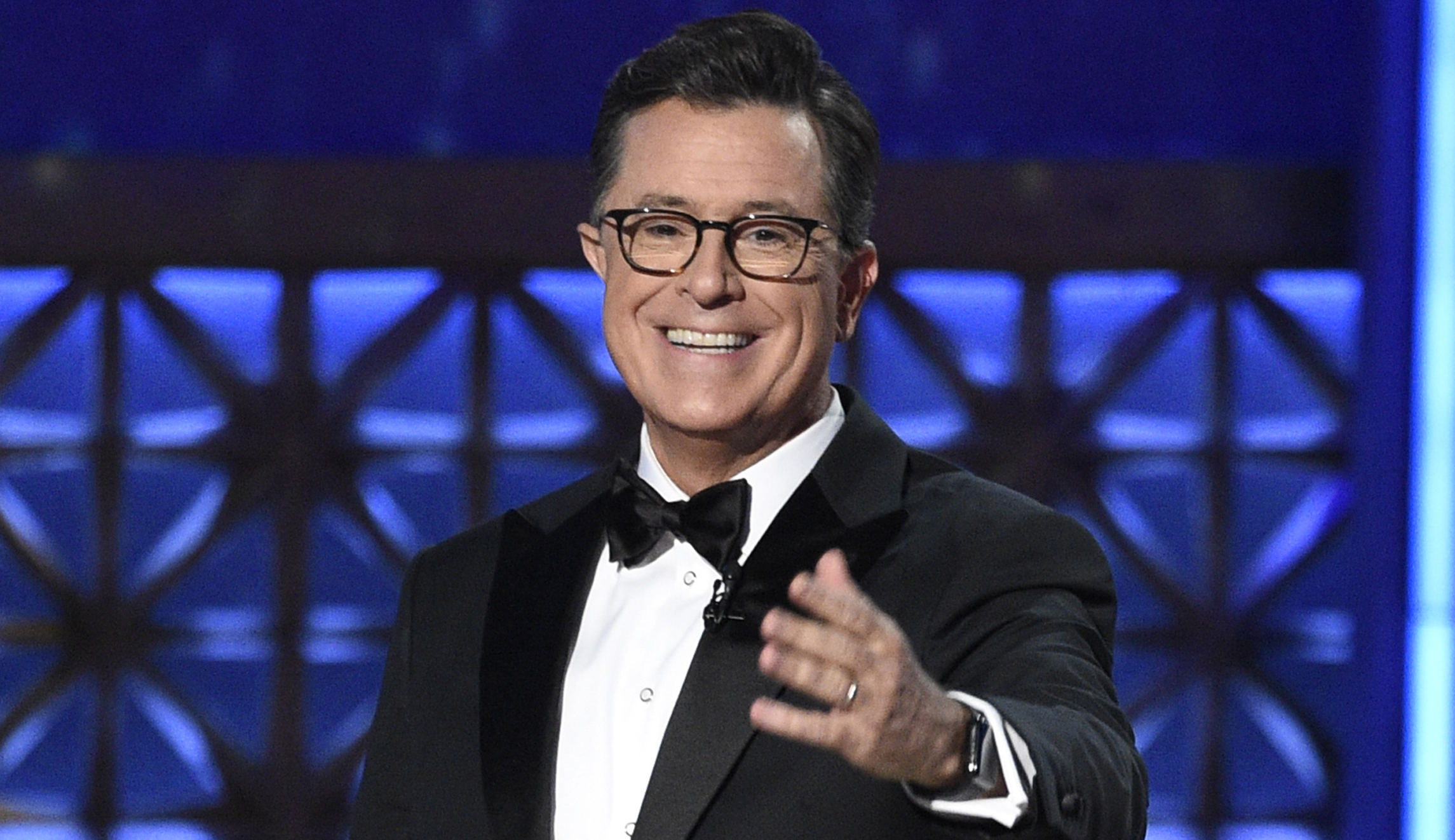 Stephen Colbert jokes girls only safe from Roy Moore at Alabama mall’s Forever 21 store