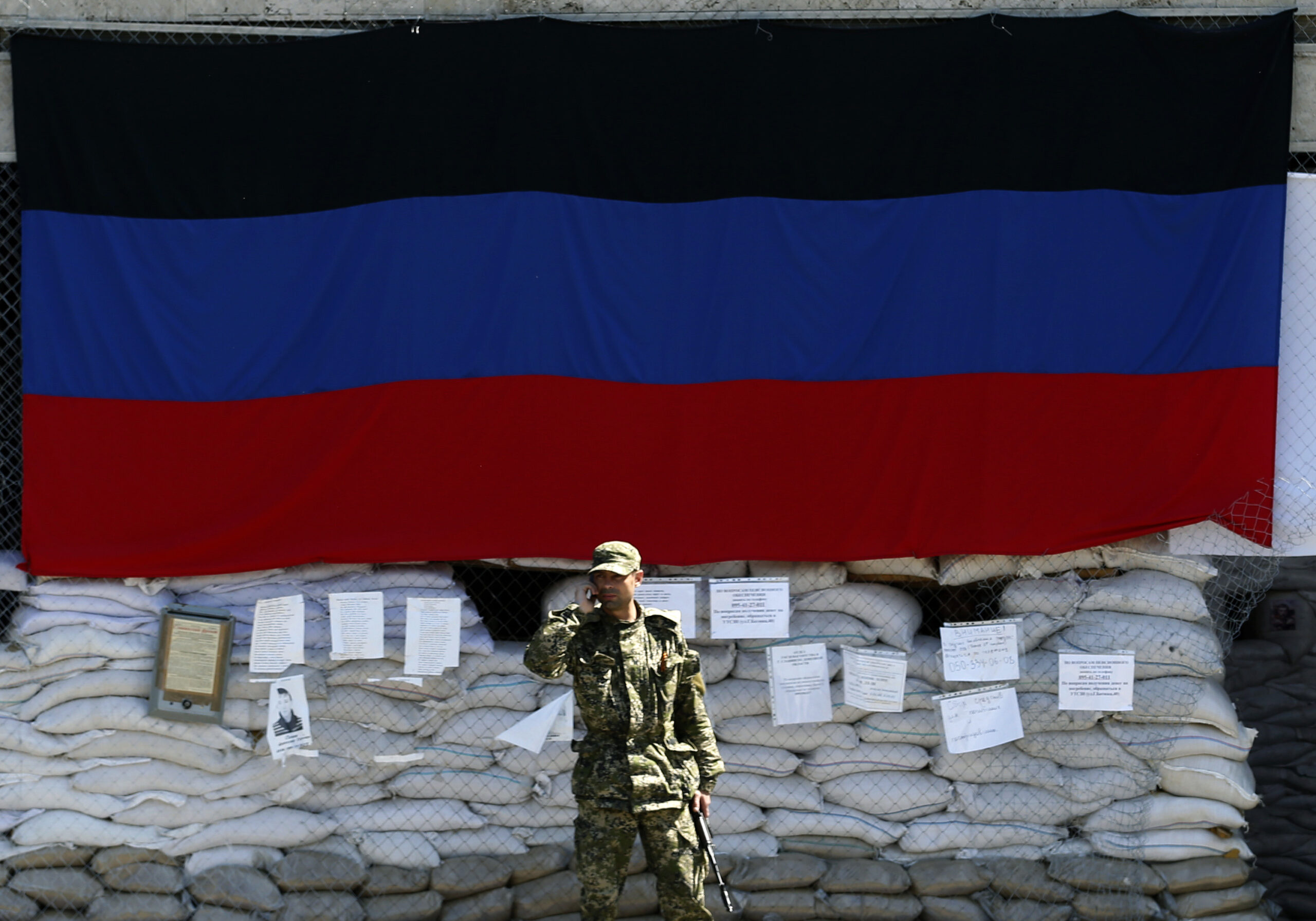 Ignoring Putin, Ukraine insurgents to hold vote