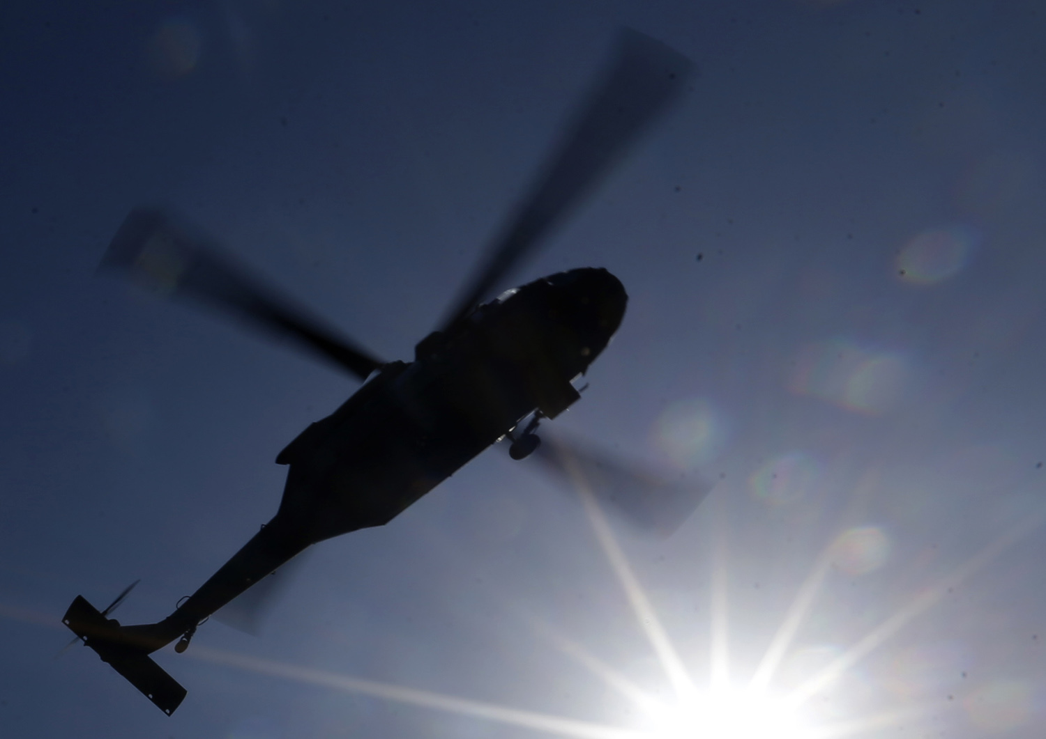 Military helicopter crashes in southern Maryland