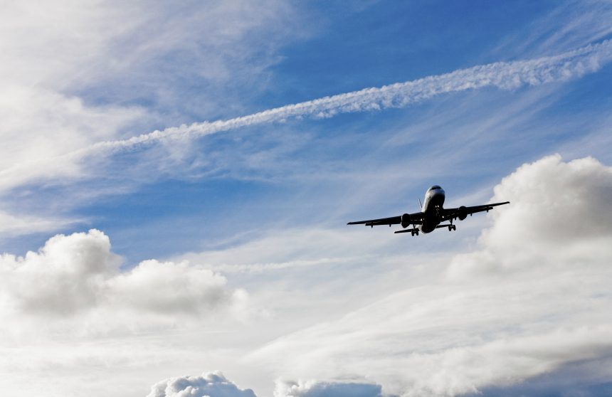 EPA takes step toward regulating plane emissions