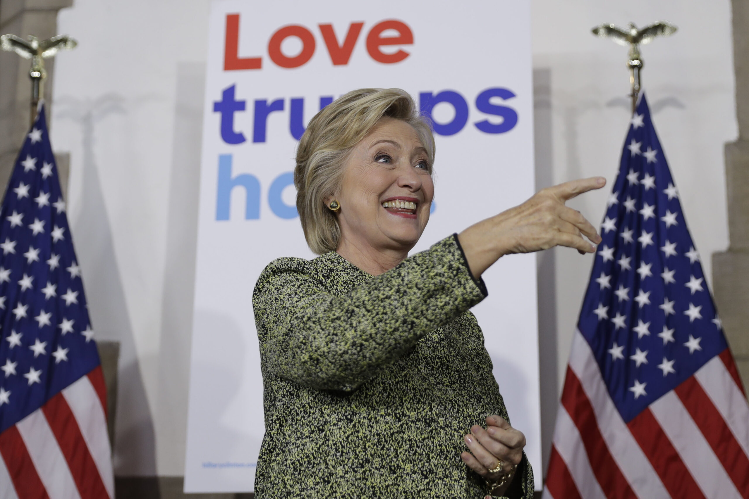 Poll: Clinton back to 5-point lead nationally