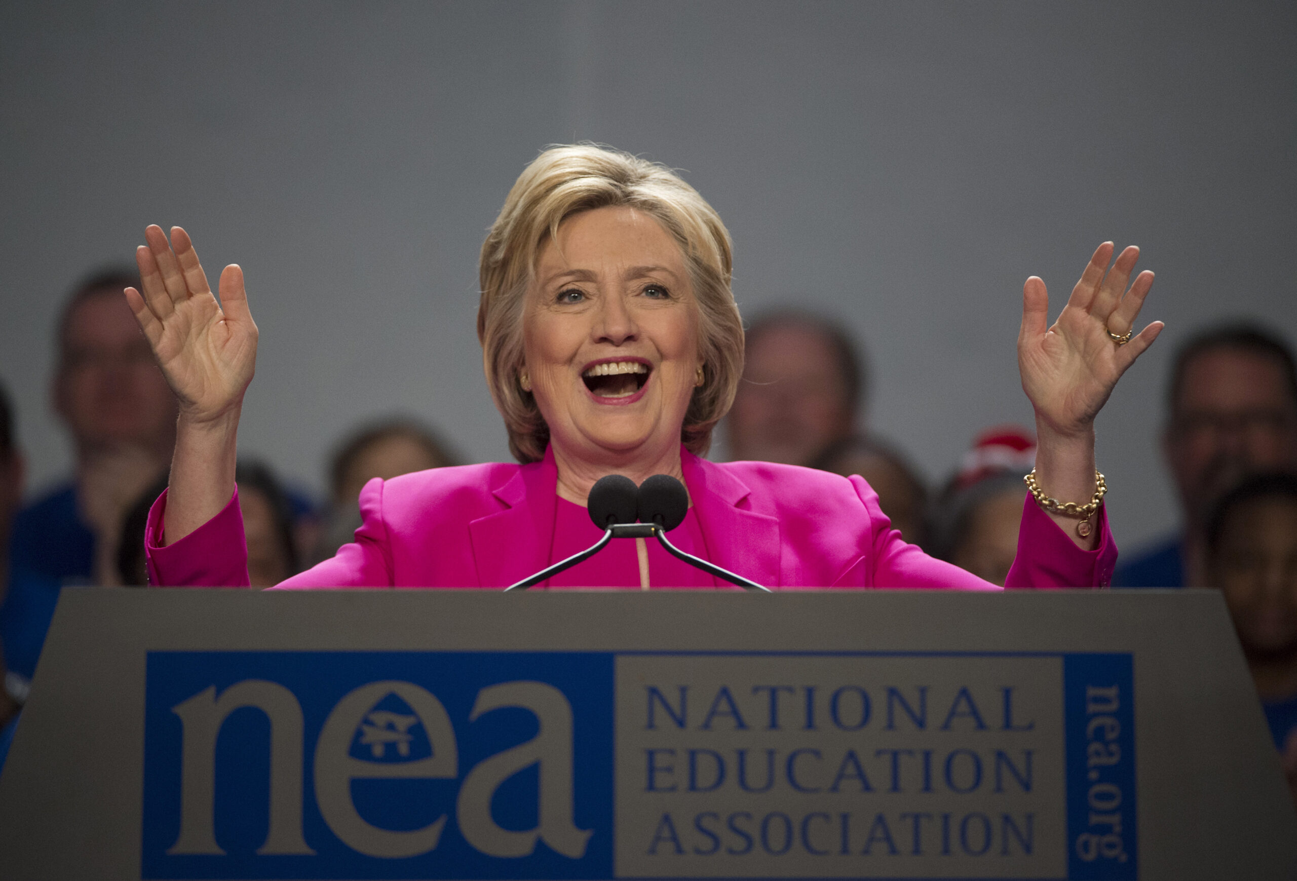NEA tells teachers ‘organize,’ don’t ‘move to Canada’