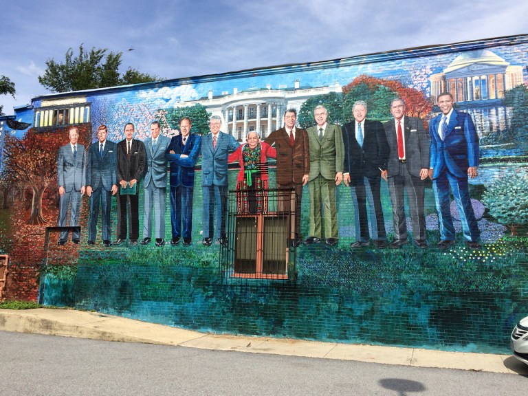The mural, which was completed in 2009, depicts every president from Dwight Eisenhower to Barack Obama. (Courtesy of Patricia Barden/Flickr)