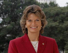 Murkowski: “Too Premature” to Talk About Third Party Run