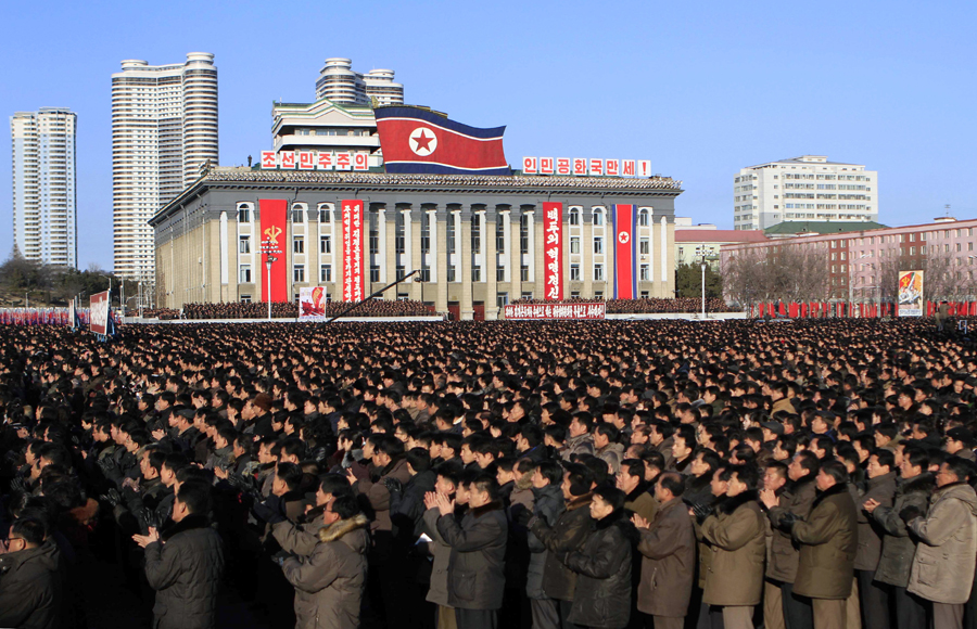 Senate panel passes North Korea sanctions bill