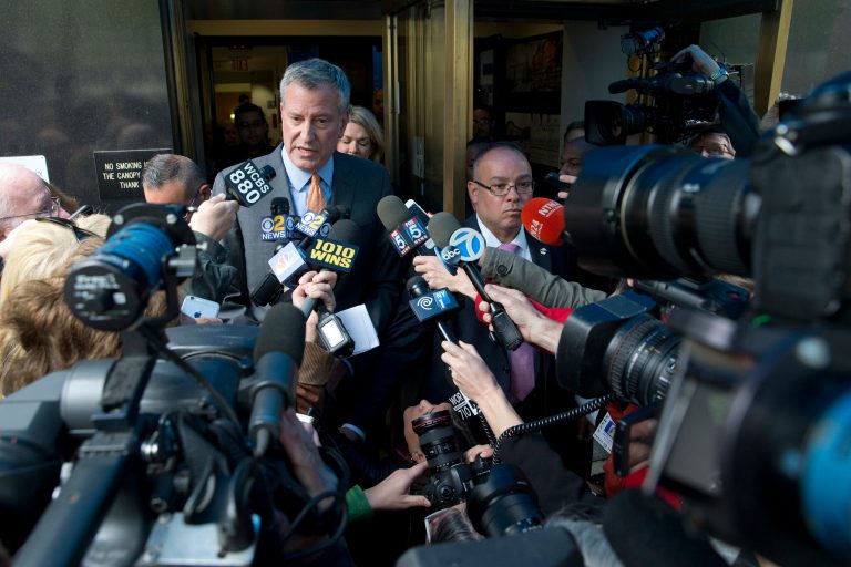 New York City Mayor Bill de Blasio agrees with London's Muslim mayor that Donald Trump is dangerous. (AP Photo/Mary Altaffer)