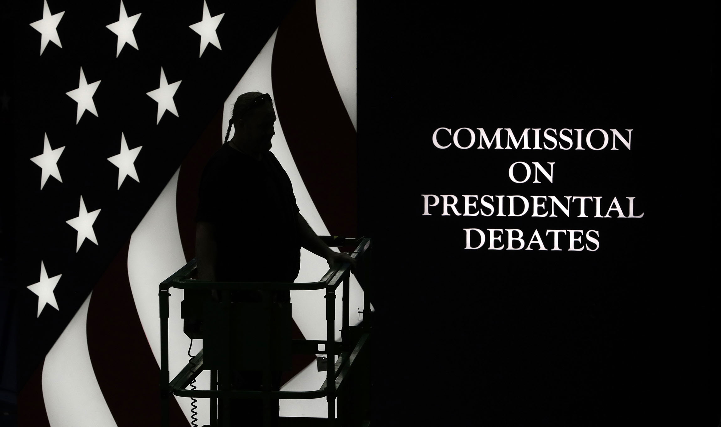 Topics for final Trump-Clinton debate announced