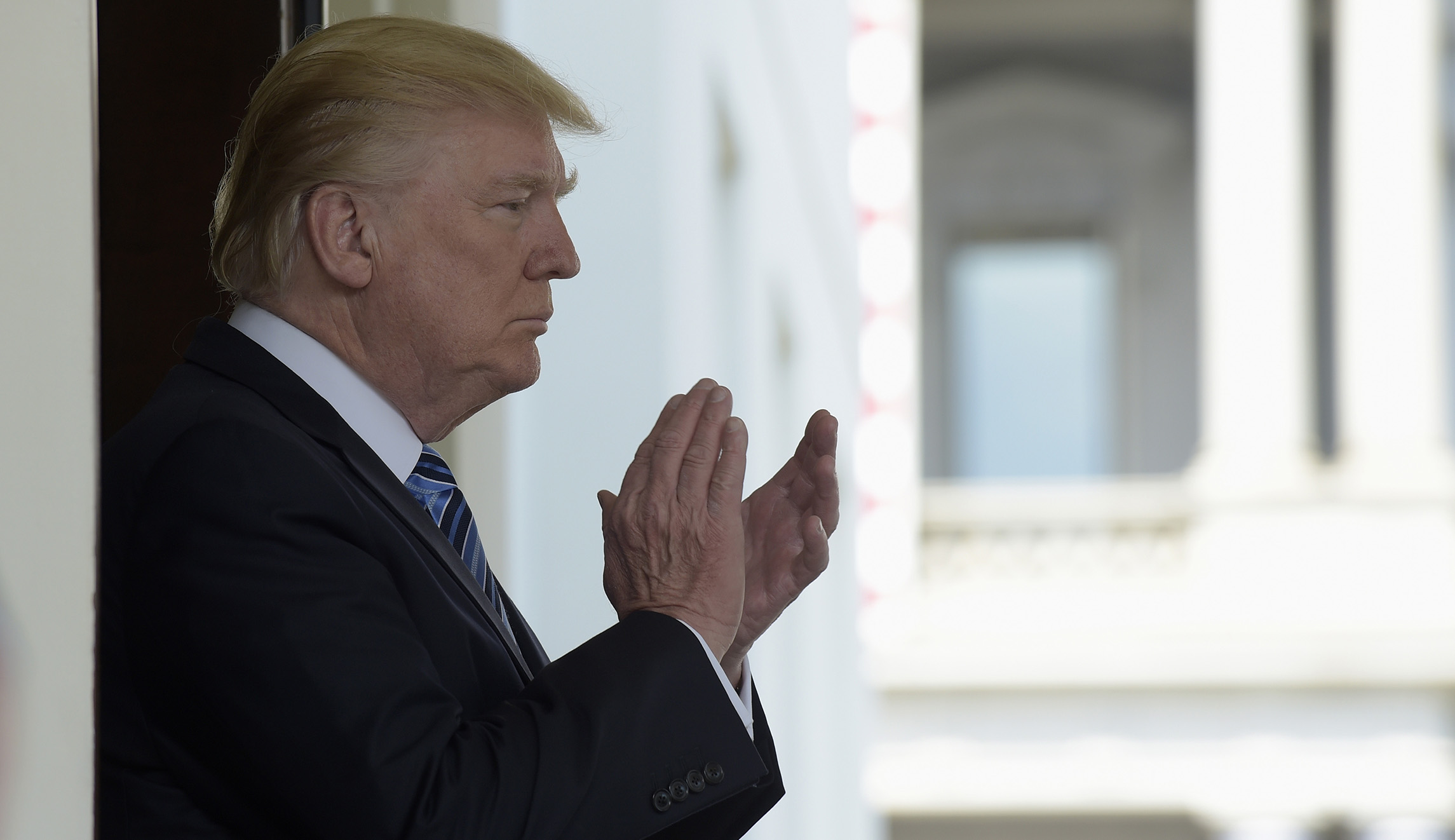 White House denies moving to ‘plan B’ on healthcare after Trump tweet