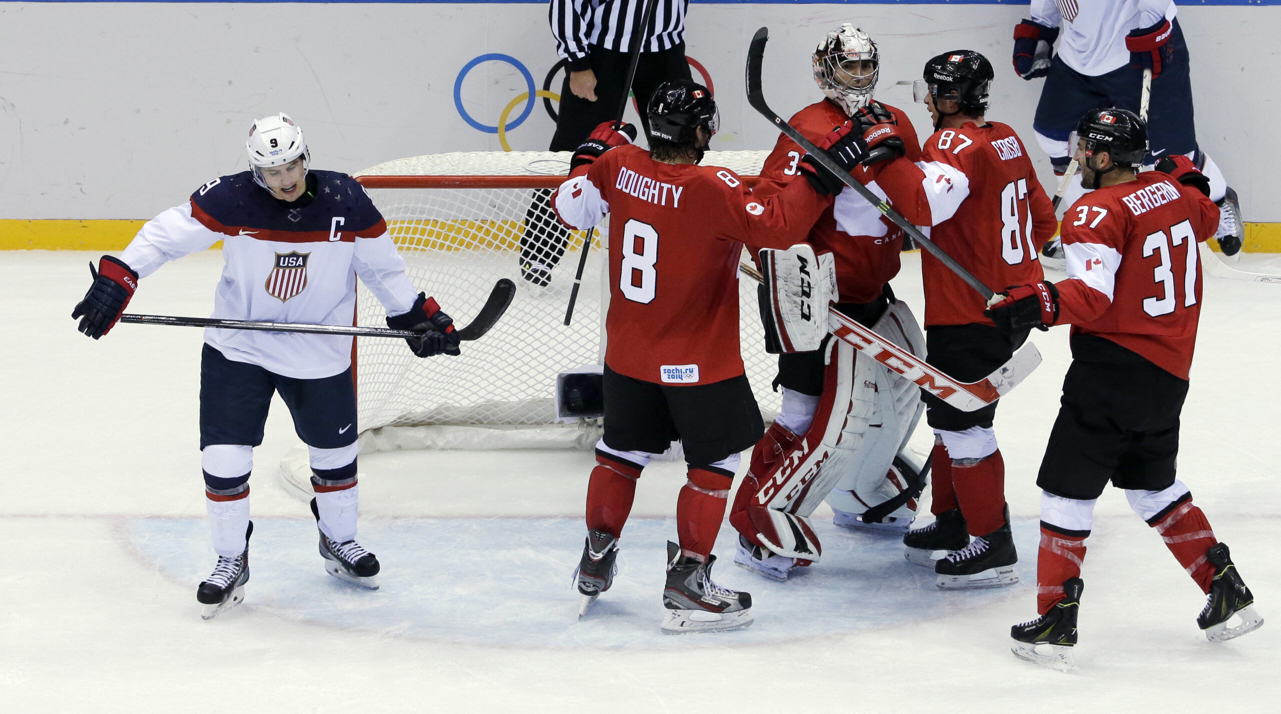 Jay Carney congratulates Canadians for hockey win over United States