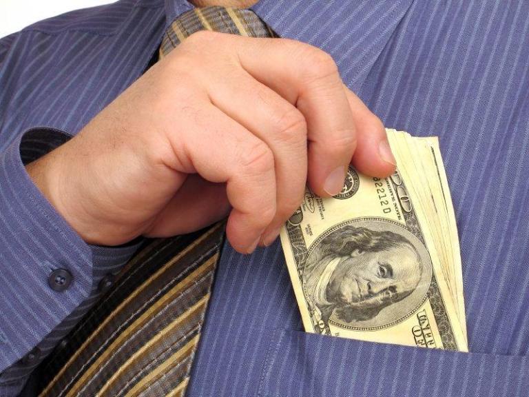 Virginia fails to collect $170 million in court fines and fees