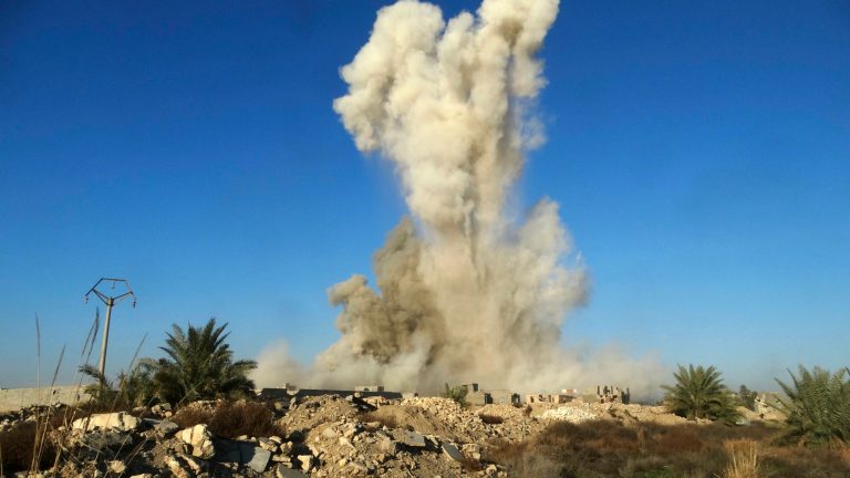 The Russian Defense Ministry on Monday accused the Obama administration of fighting the Islamic State 