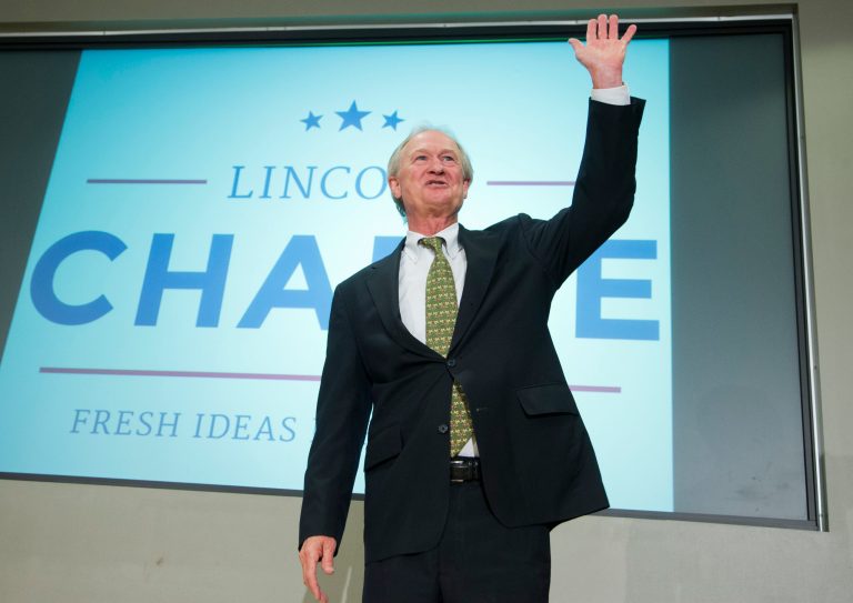 Former Rhode Island Gov. Lincoln Chafee, waves after announcing his candidacy for the Democratic presidential nomination during a speech at George Mason University in Arlington, Va., Wednesday, June 3, 2015. Chafee entered the race Wednesday, casting himself as an anti-war candidate who opposed the invasion of Iraq back when Hillary Rodham Clinton supported it. (AP Photo/Manuel Balce Ceneta)