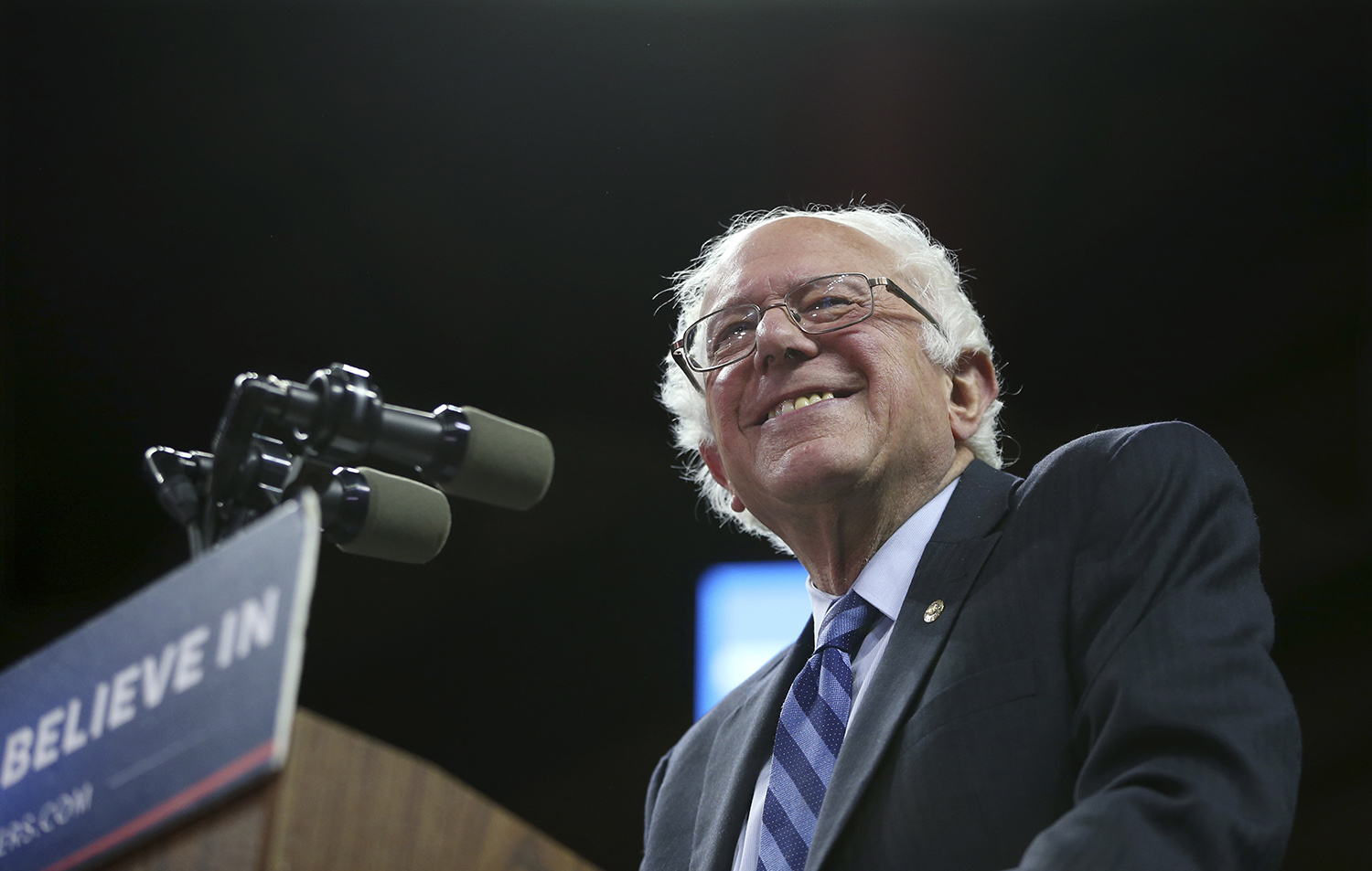Sanders roasts Trump’s business failures in Atlantic City