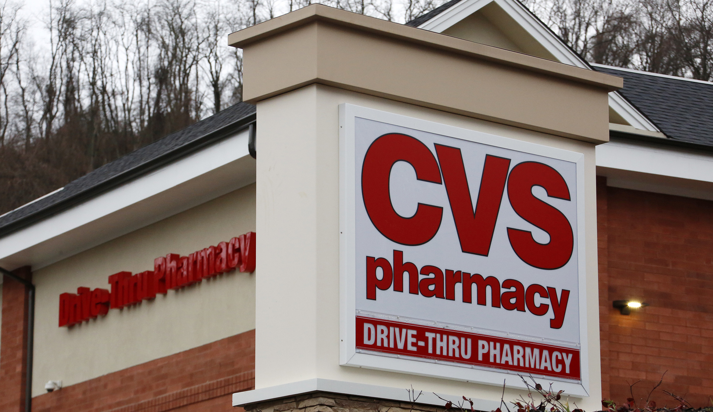 CVS adjusts hours so pharmacists get a set lunch break