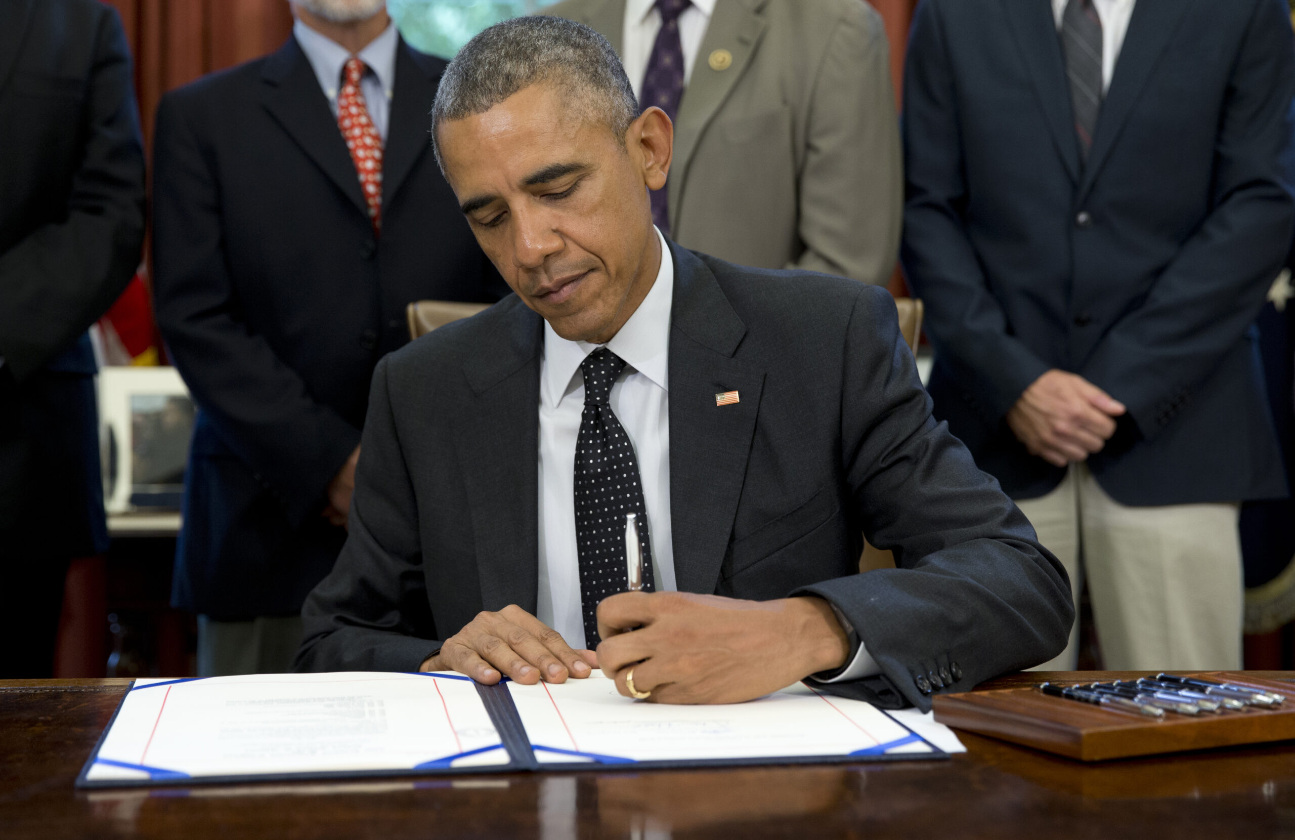 Obama ready to sign imperfect spending bill