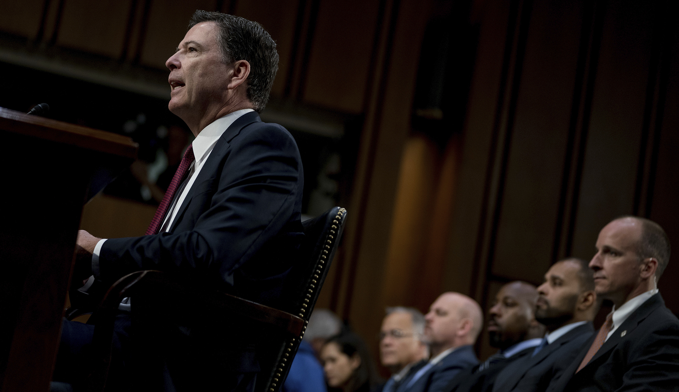 Did fear of political firestorm lead James Comey to refuse to announce Trump was not under investigation?
