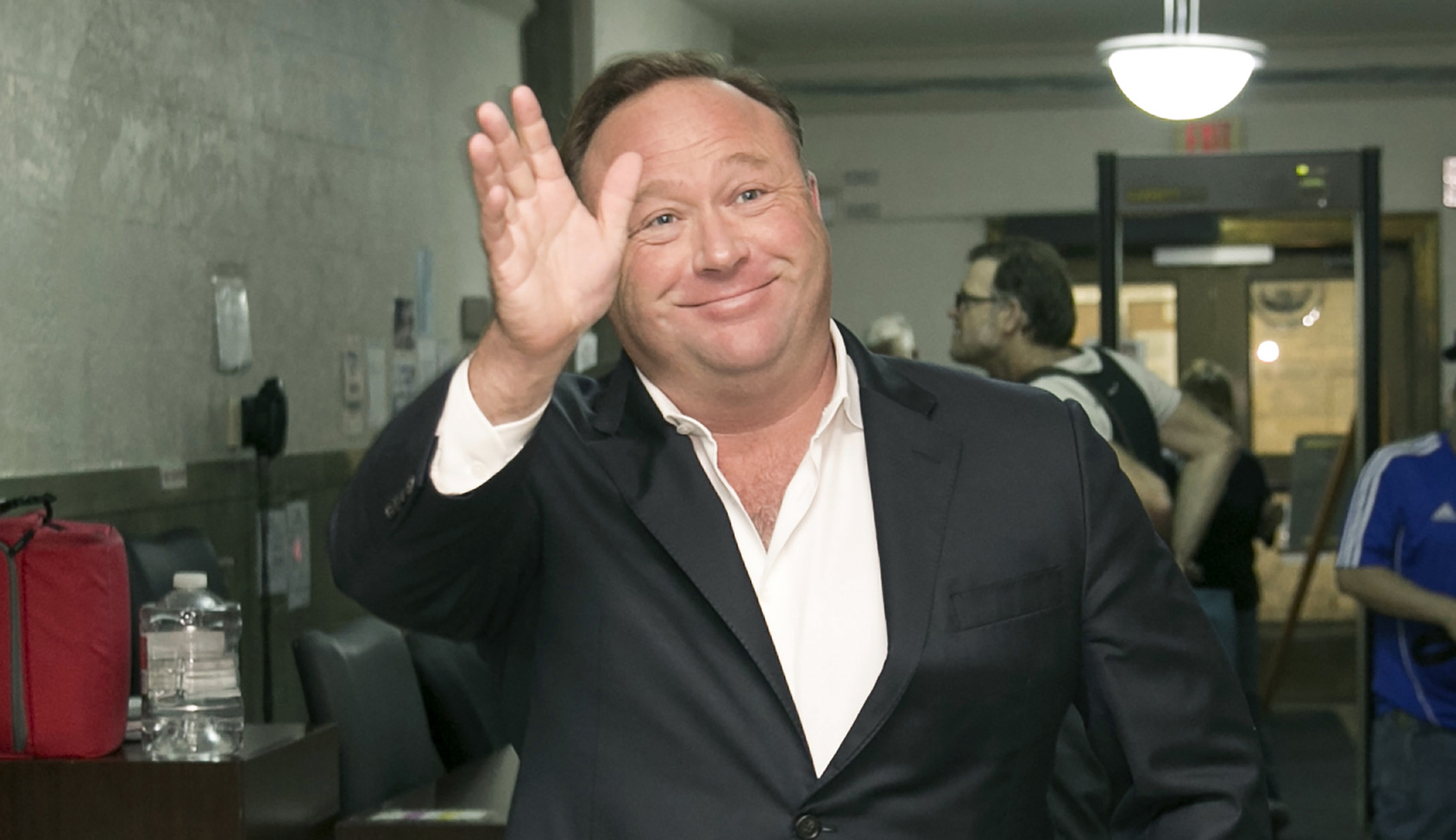 Net neutrality fans suddenly support Internet throttling