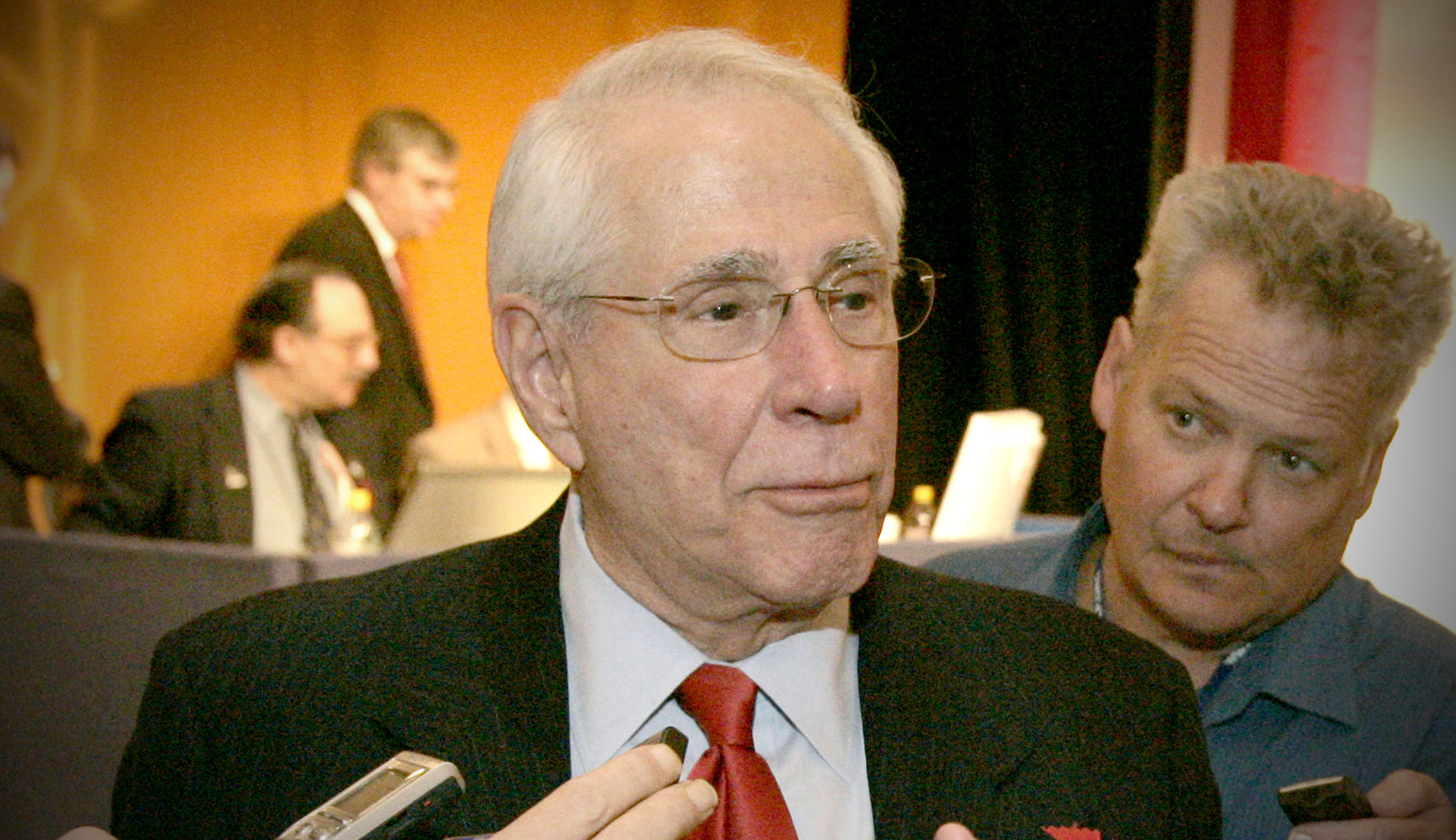 Mike Gravel says he will continue his presidential campaign after not making the debate stage