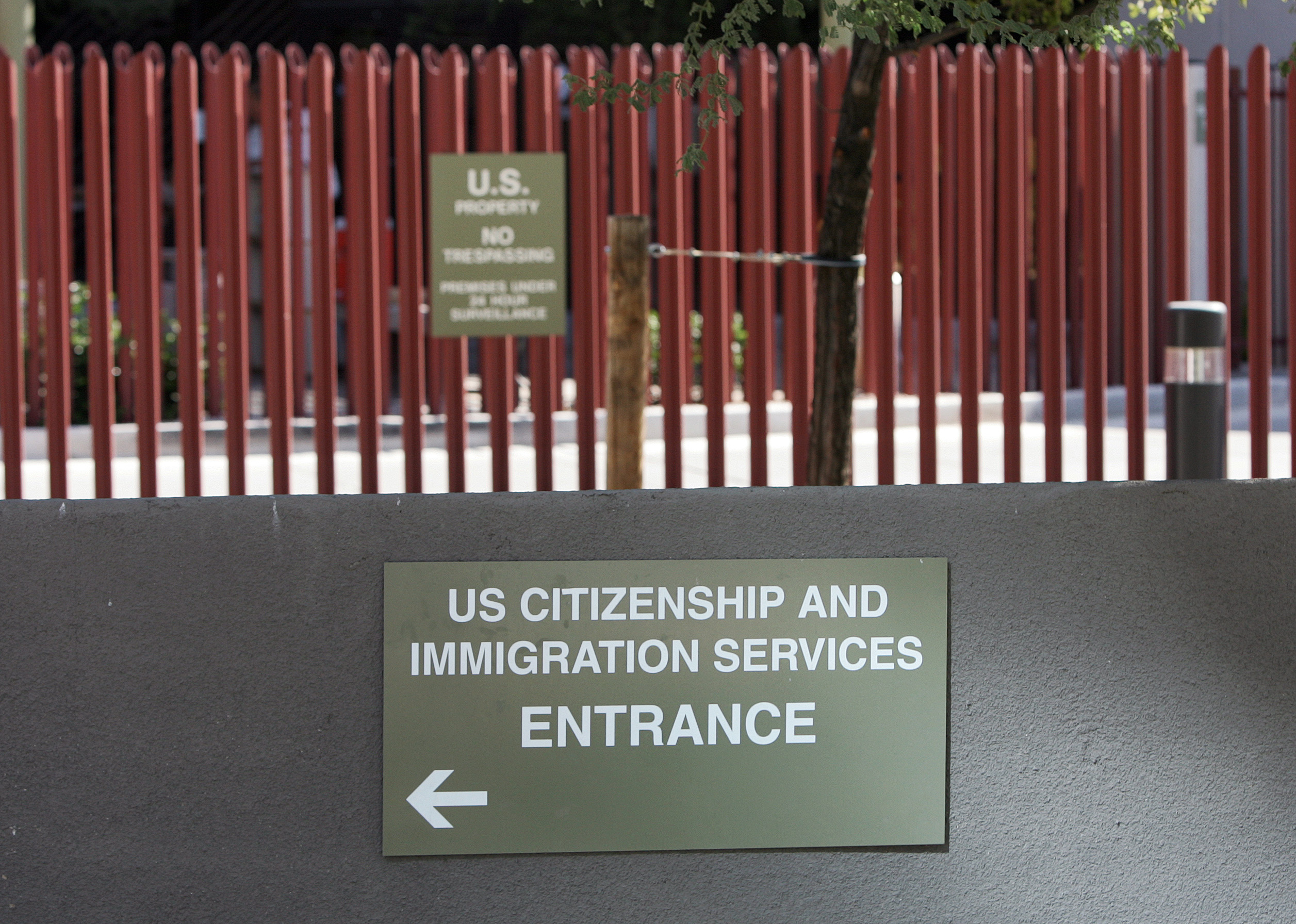 Feds failed to meet deadline for green card applications during Obama years