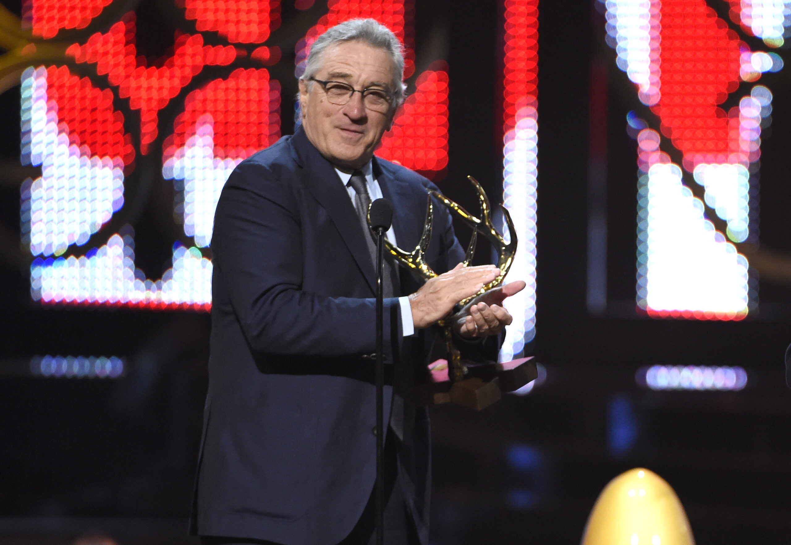 Raging Yule: Robert DeNiro’s Manhattan home burgled by woman who stole Christmas presents