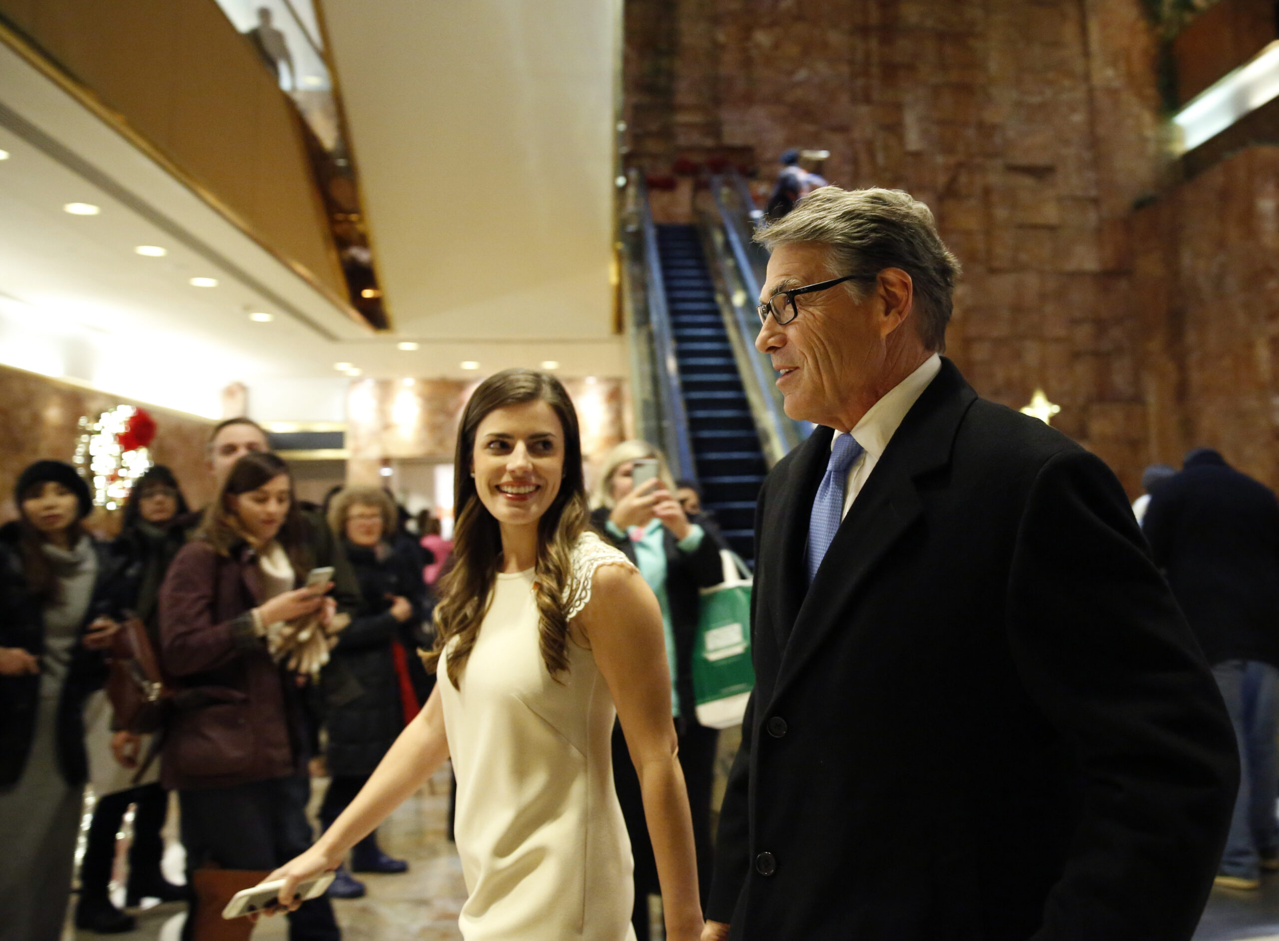 Trump’s ‘gatekeeper’ resigns abruptly