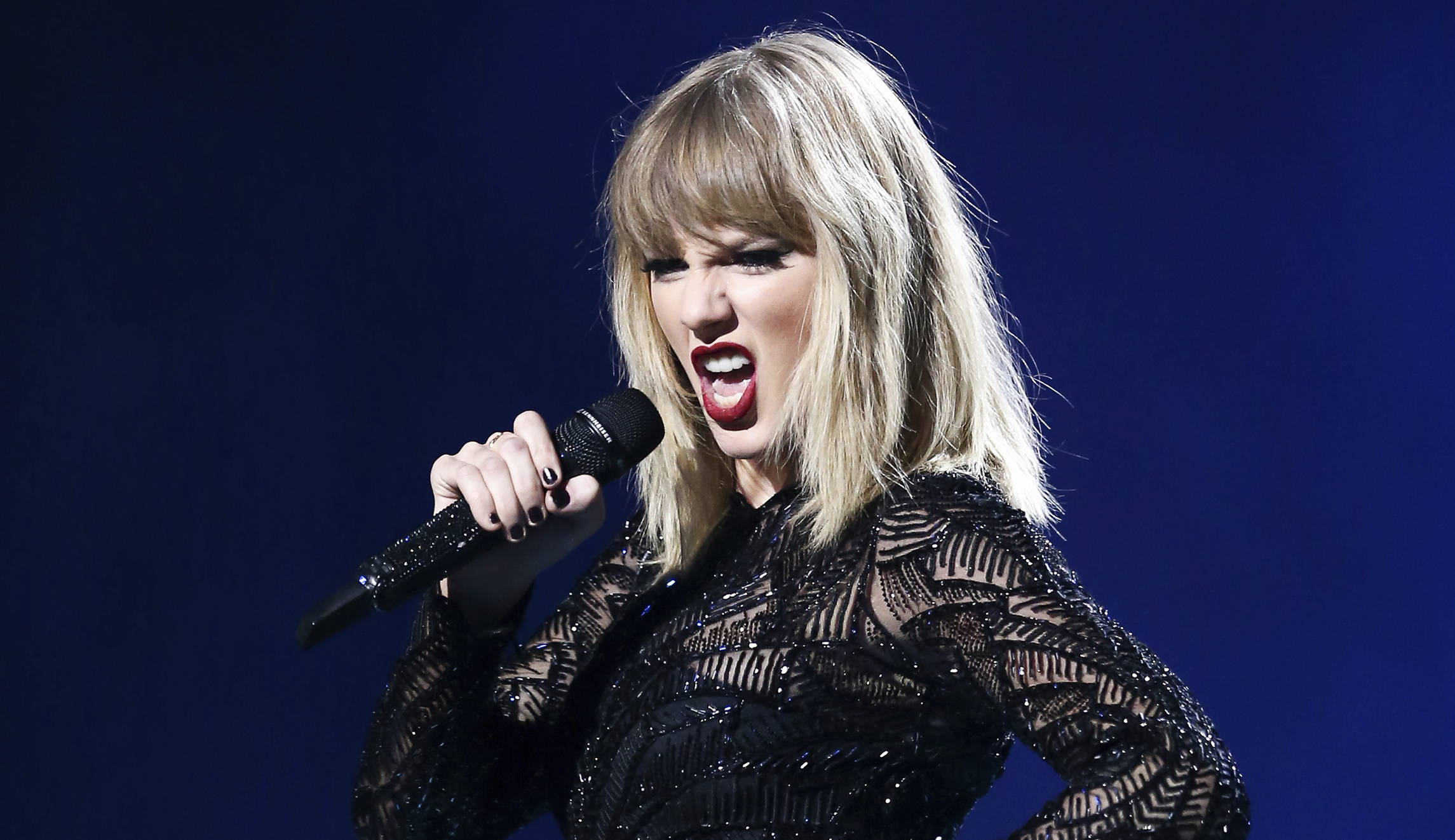 RIP apolitical Taylor Swift
