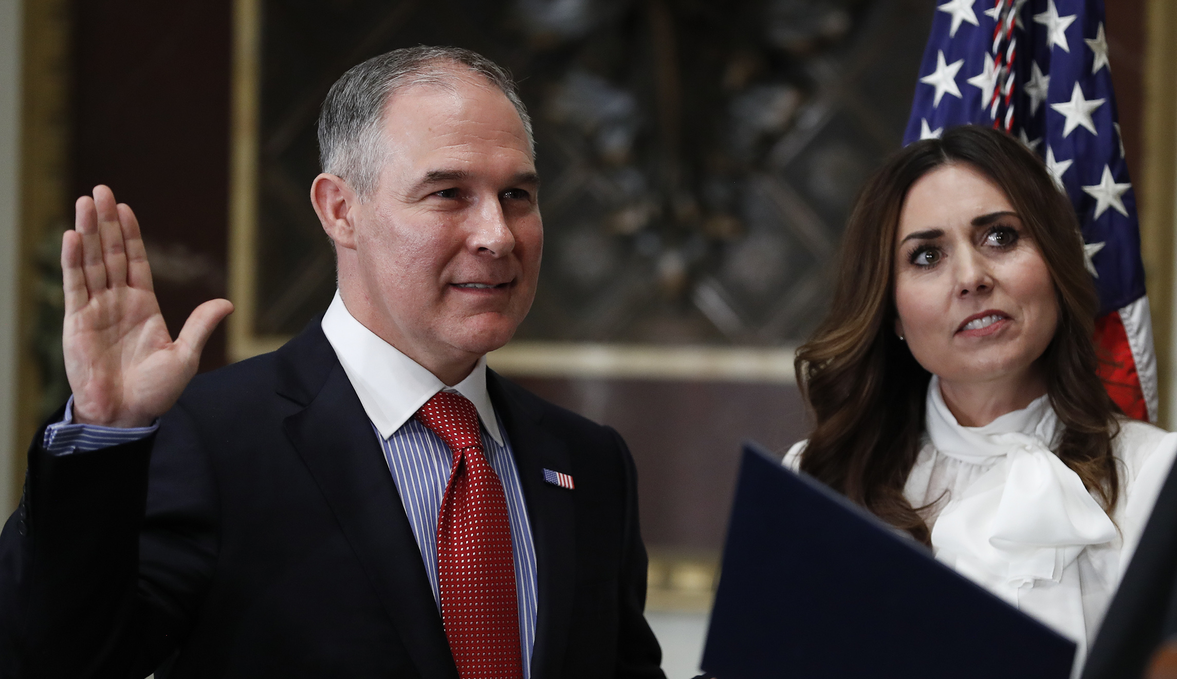 Scott Pruitt used EPA senior staff in job hunt for wife: Report
