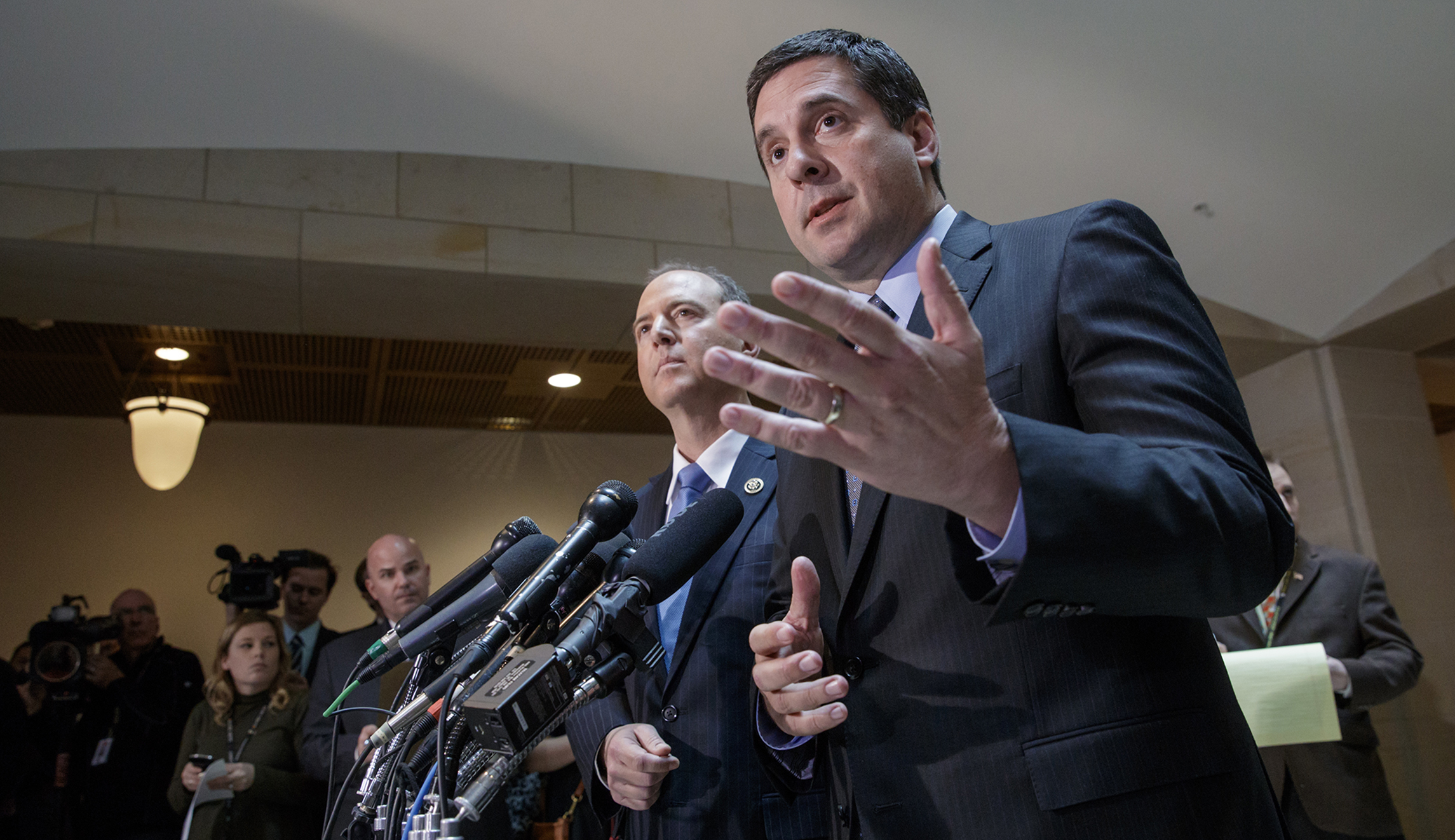 Adam Schiff, Devin Nunes flash subpoena threat for Mueller docs