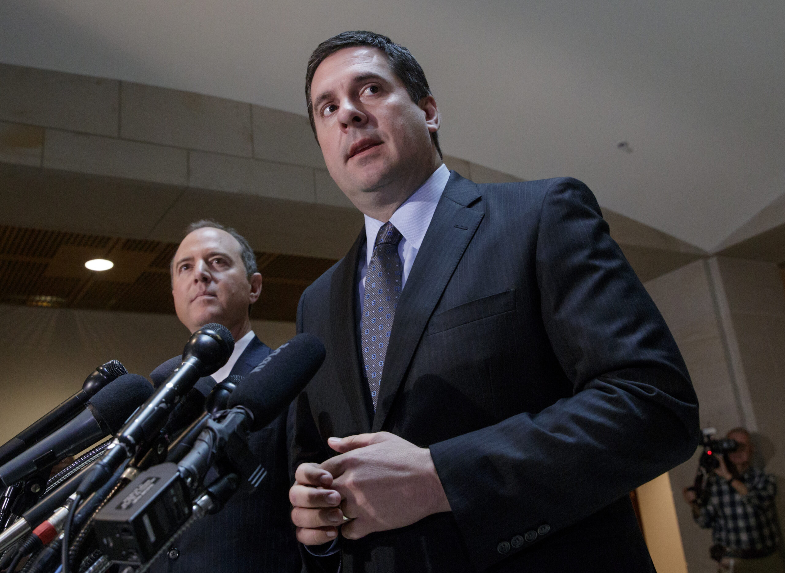 DOJ shows House Intelligence the document that prompted Russia investigation, but with redactions