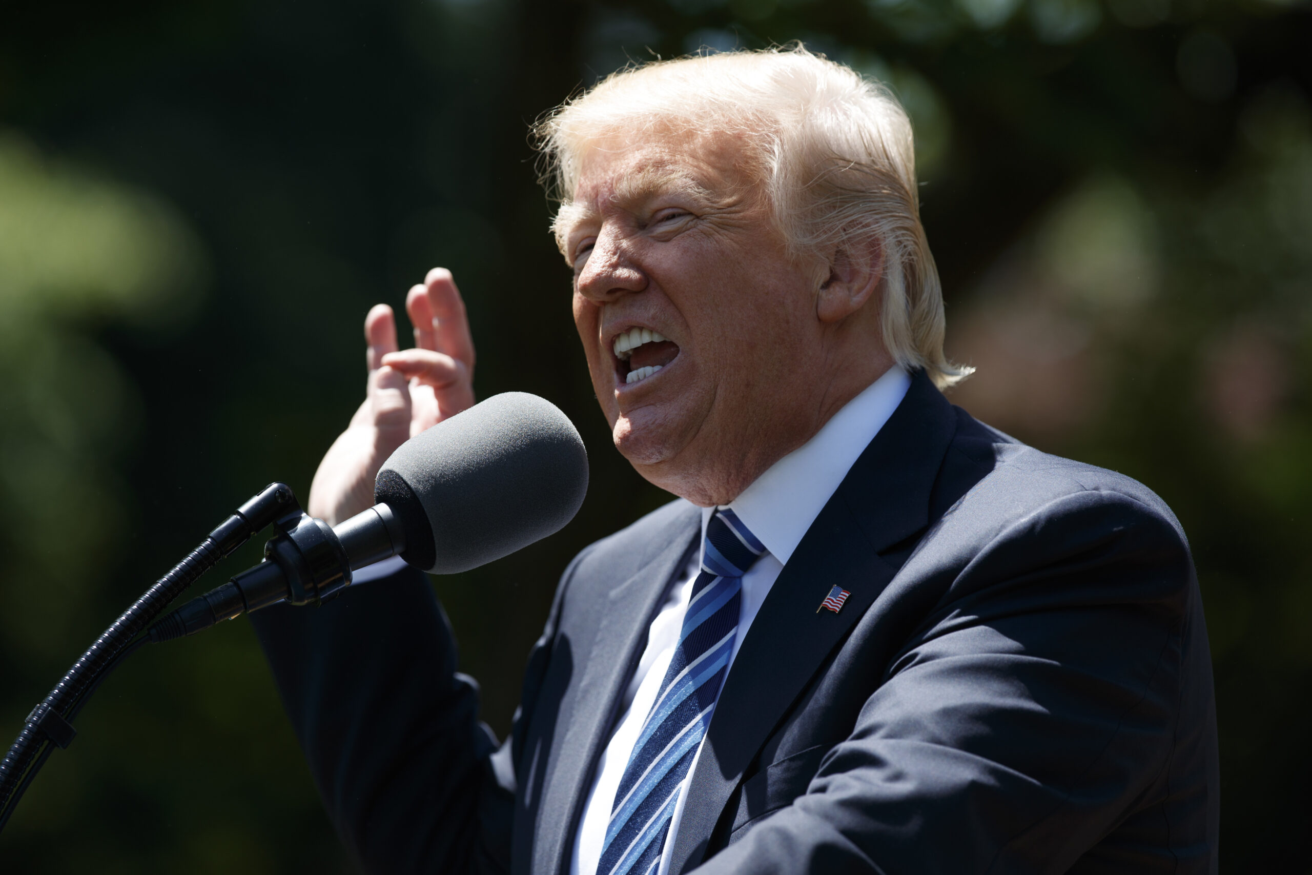 Trump smells a trap with Robert Mueller’s ‘witch hunt’