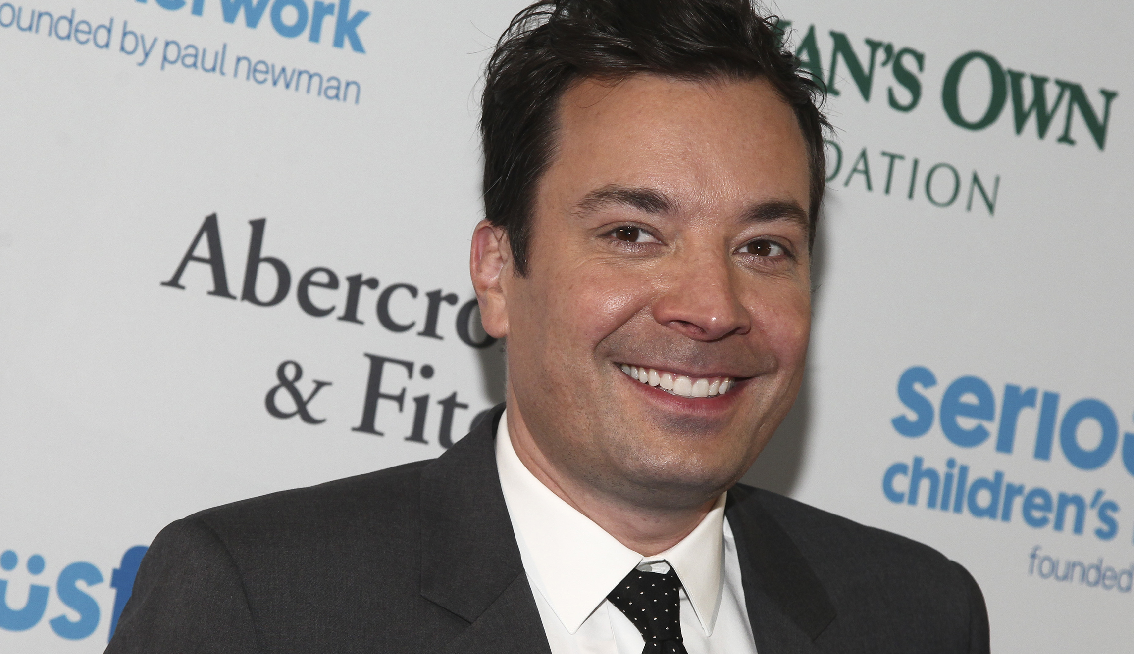 Jimmy Fallon praises Parkland high school graduates during surprise commencement appearance