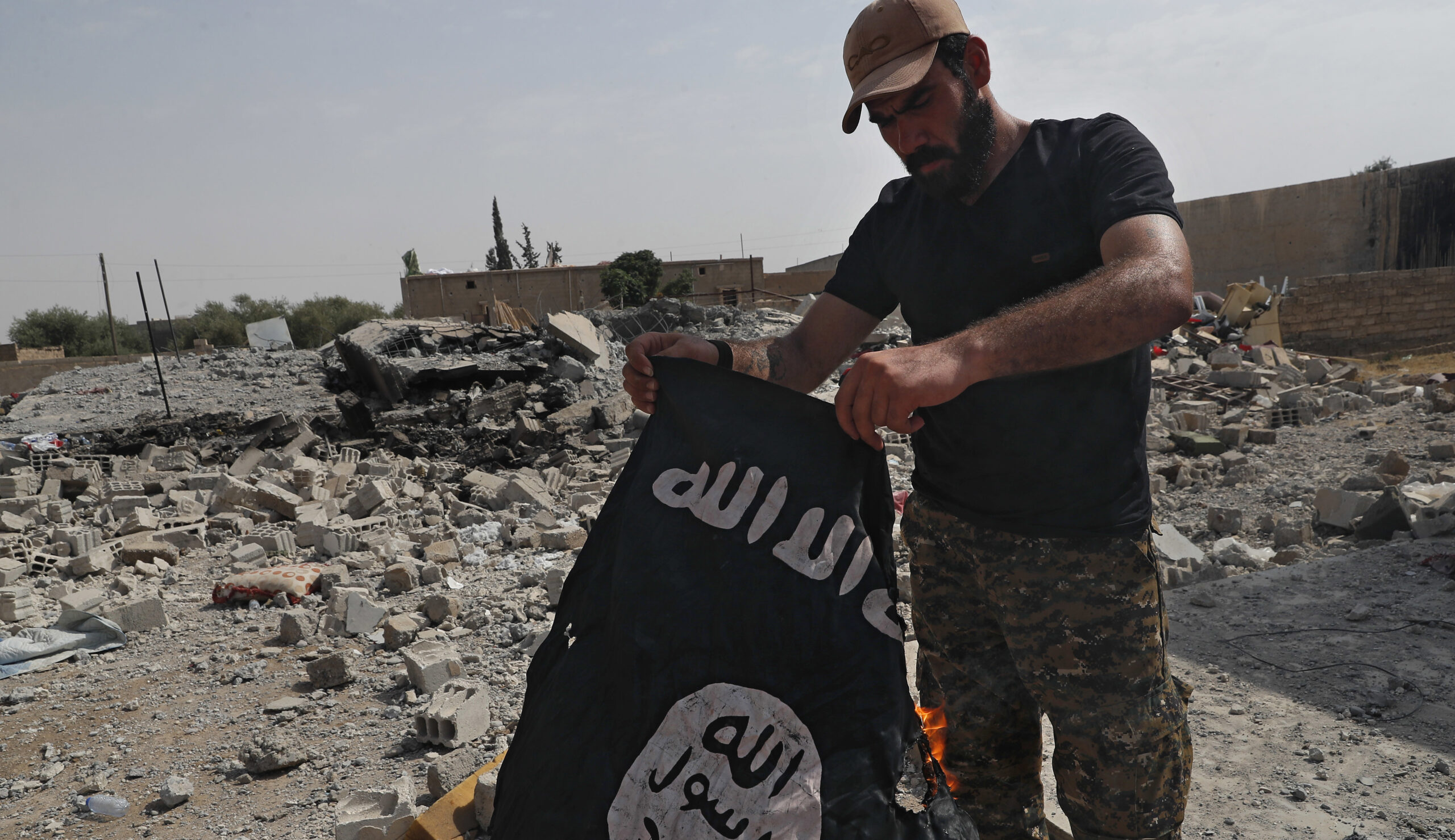 Ex-soldier convicted of violating Swiss neutrality by fighting ISIS