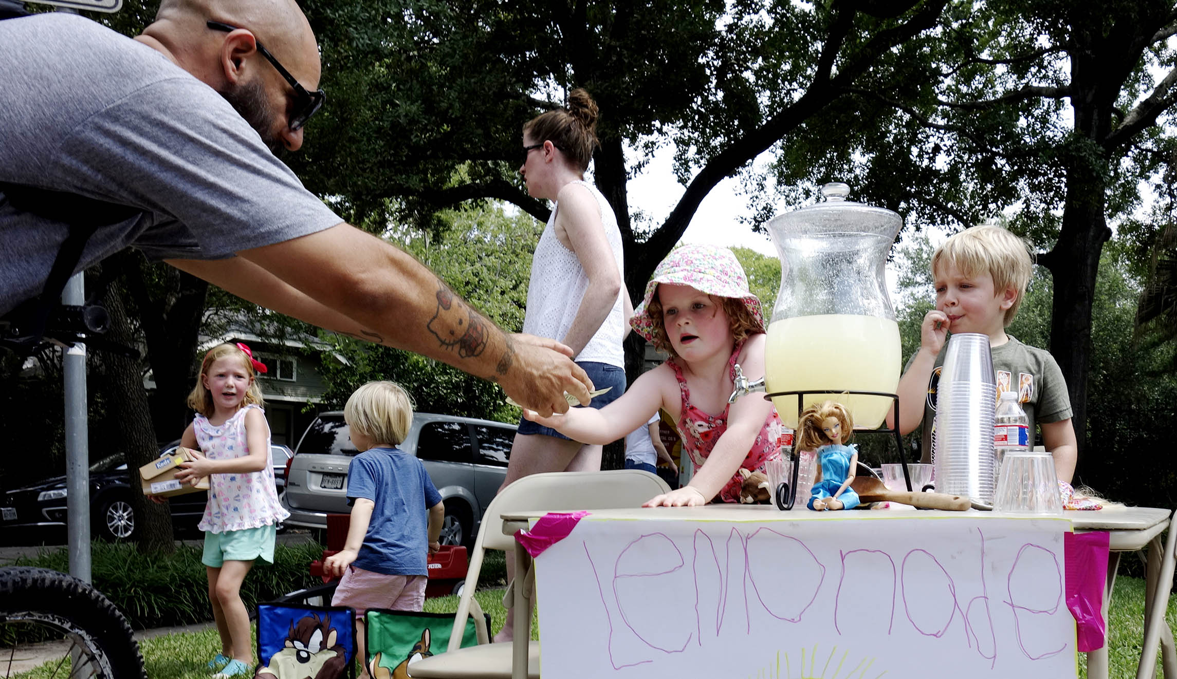 Texas House passes bill to legalize kids’ lemonade stands