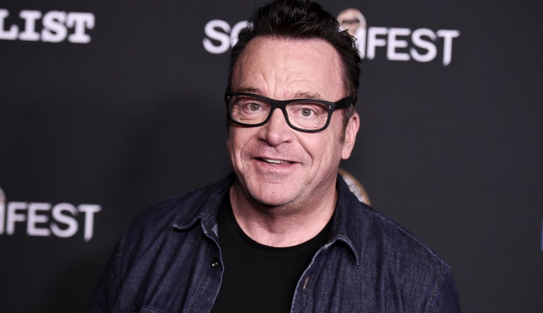 Tom Arnold attends an LA Premiere. 