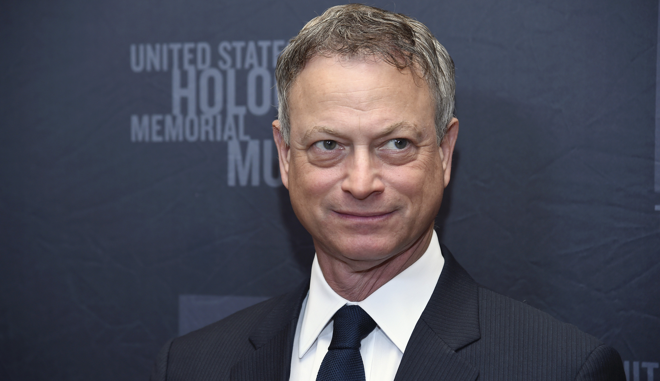 Actor Gary Sinise recognized with Congressional Medal of Honor Society’s Patriot Award for supporting veterans