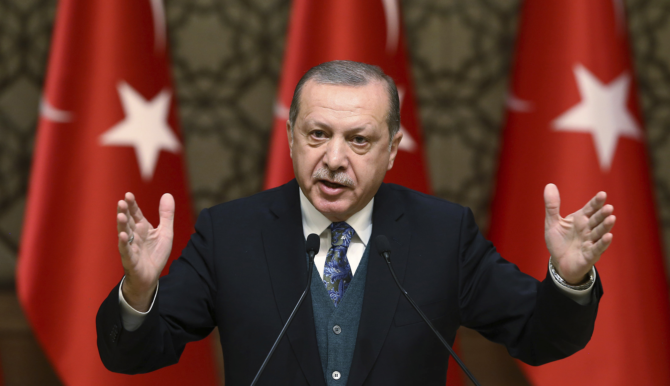 Trump: Turkey not releasing US pastor Andrew Brunson a ‘disgrace,’ Erdogan ‘should do something’