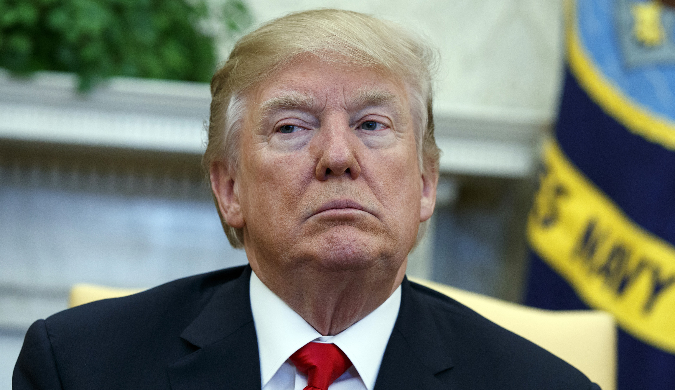 White House denies making staff sign nondisclosure agreements