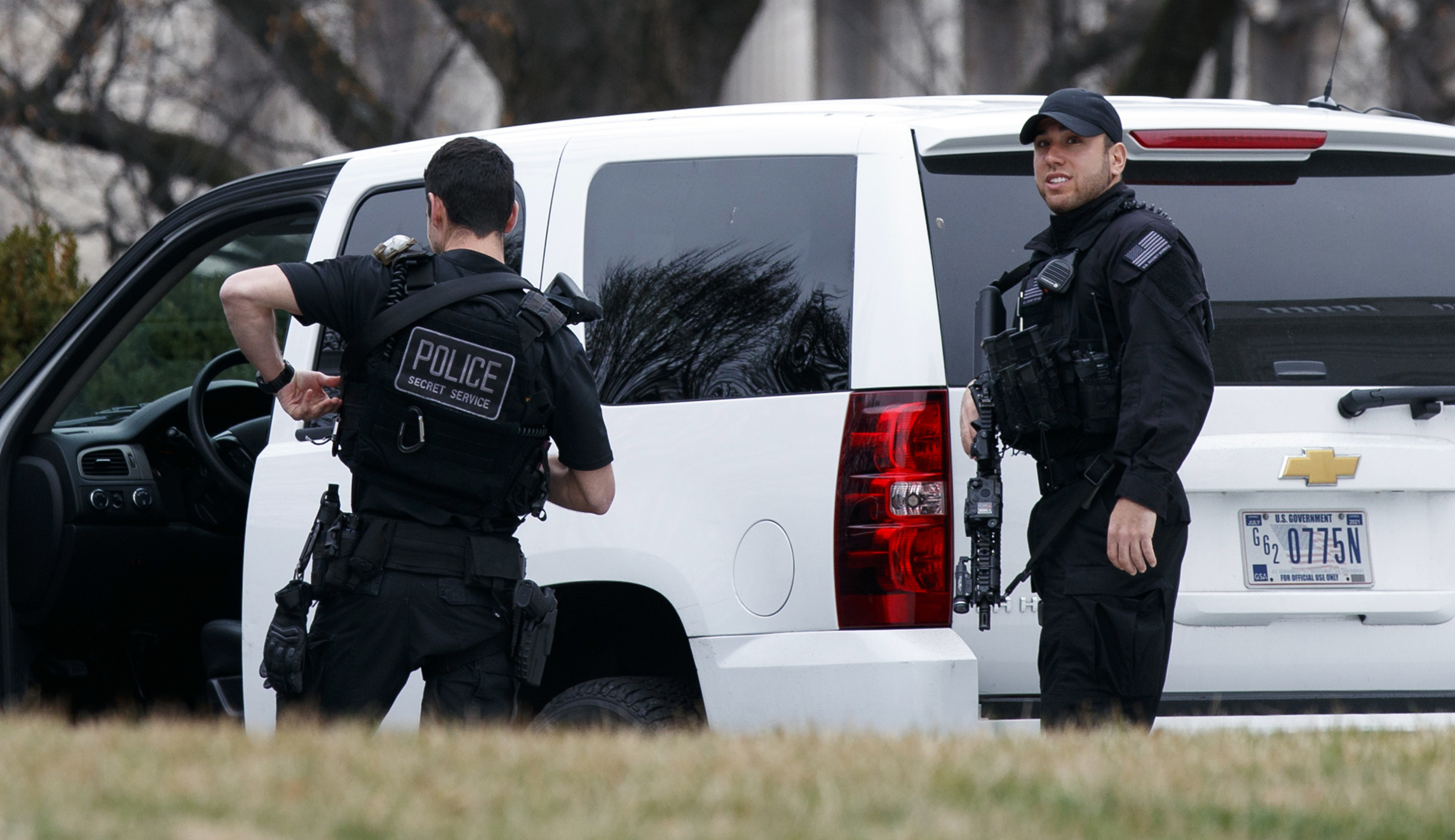 Man with knife in bulletproof vest taken into custody outside Israeli Embassy in DC