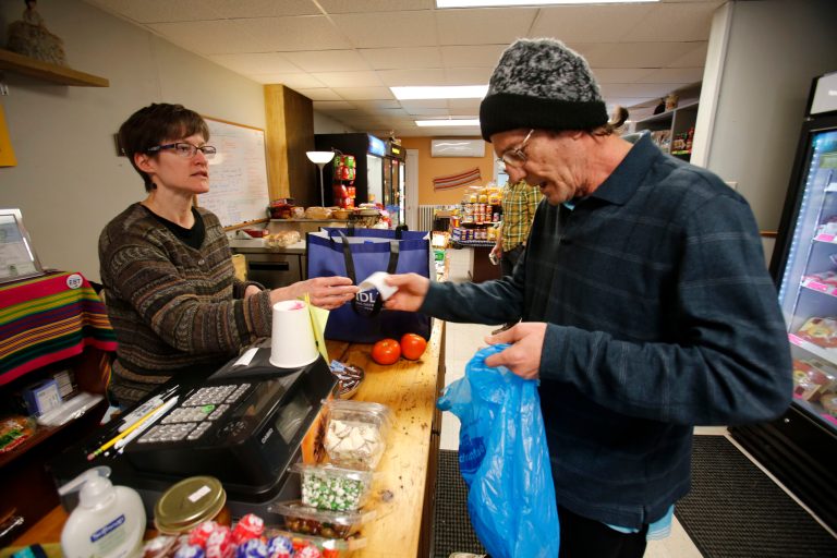 Congress set to battle over food stamps work requirement